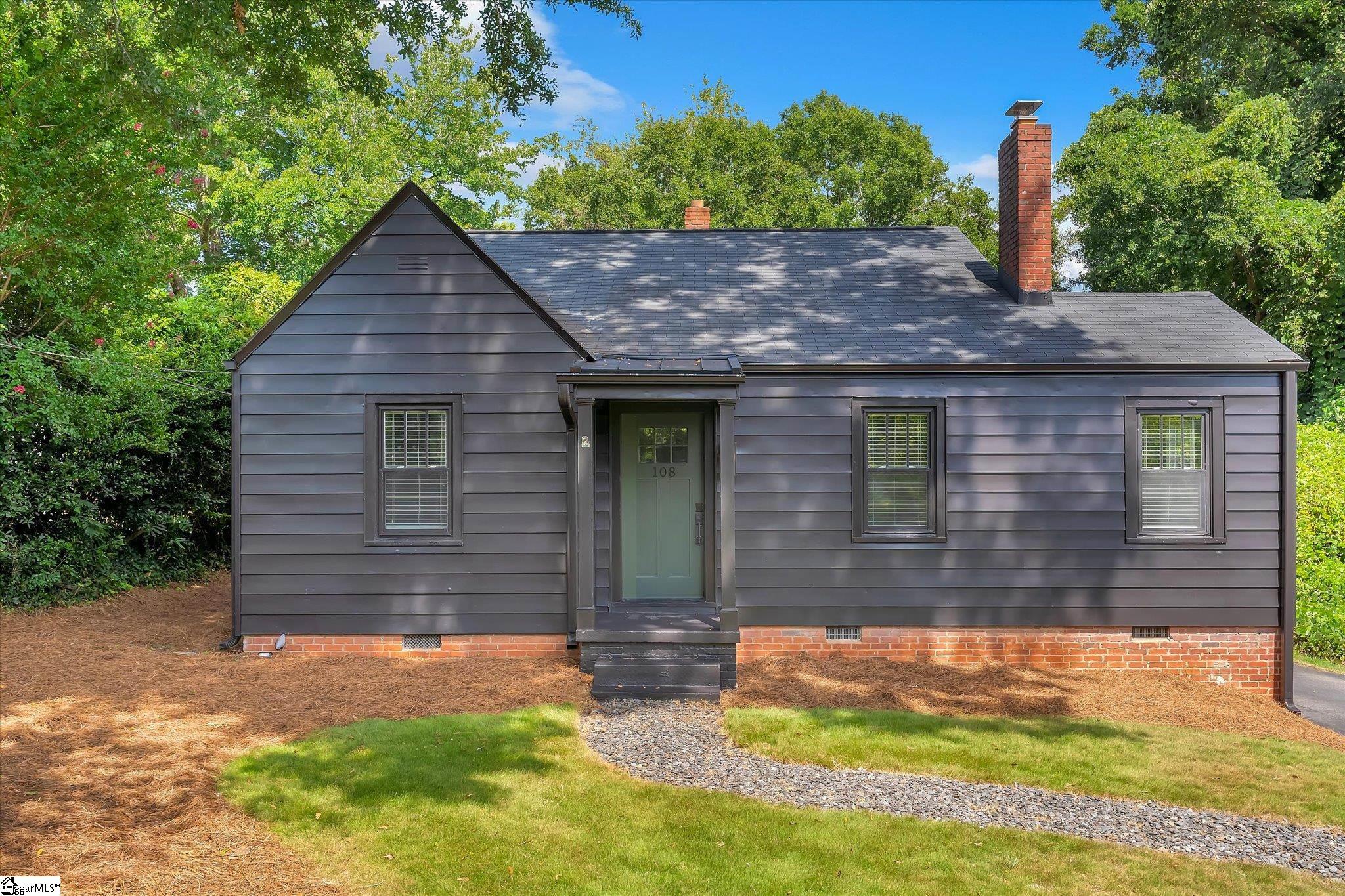 108 Paris View Drive — photo