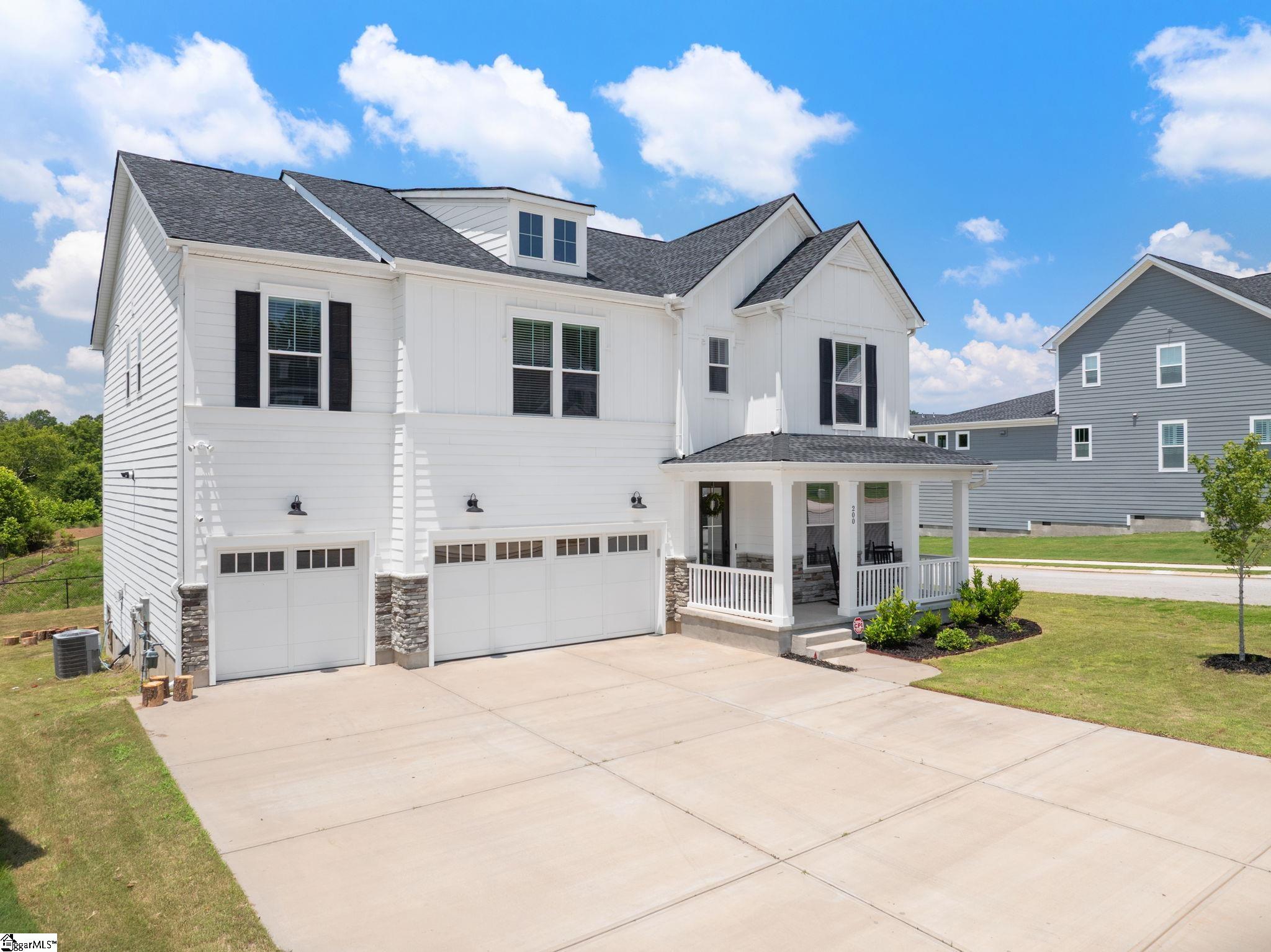 200 Coppa Court — photo