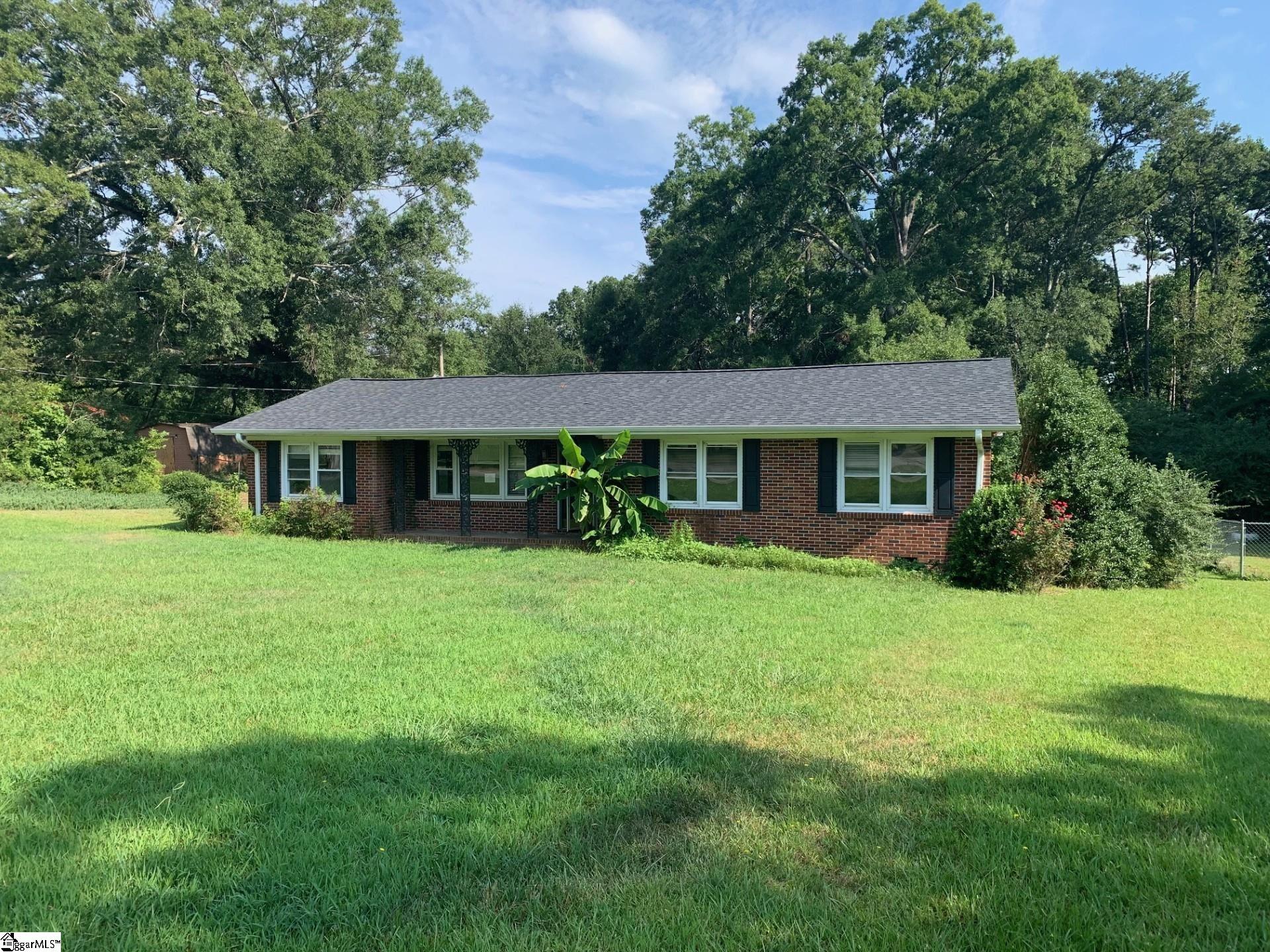 200 Windsor Drive — photo