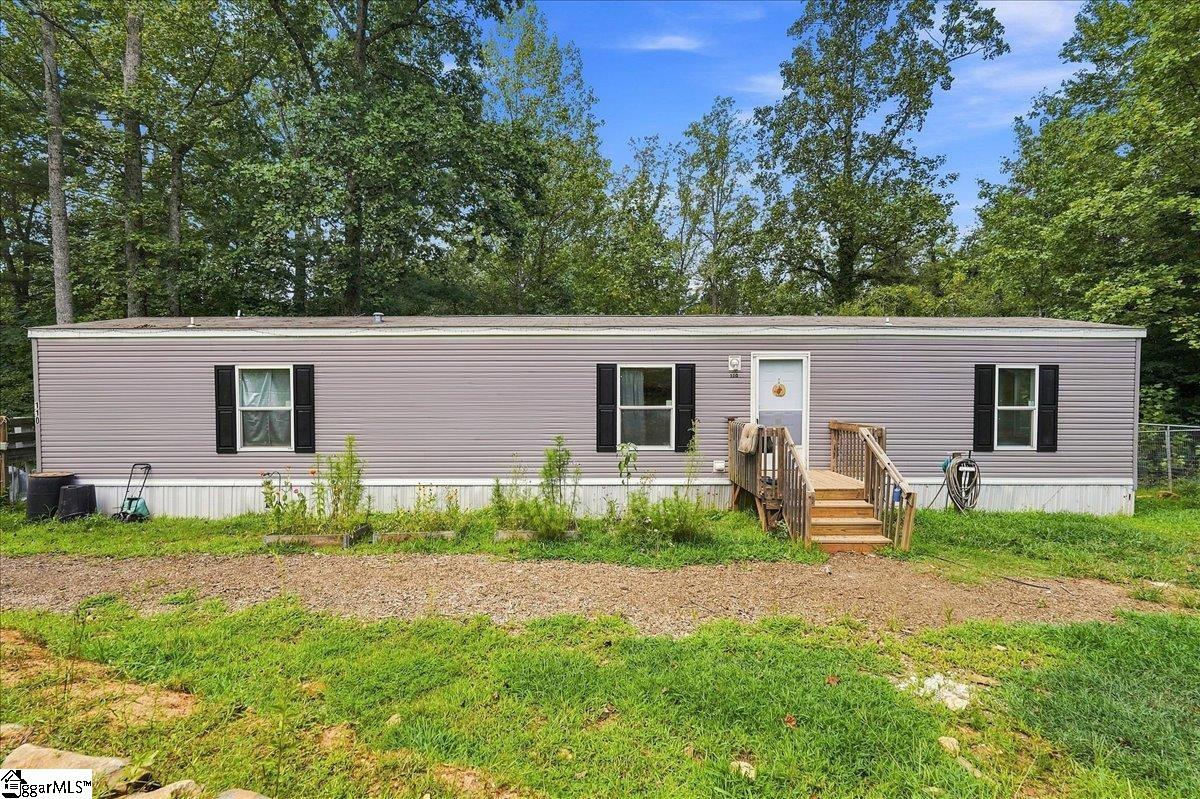 110 Hideaway Drive — photo