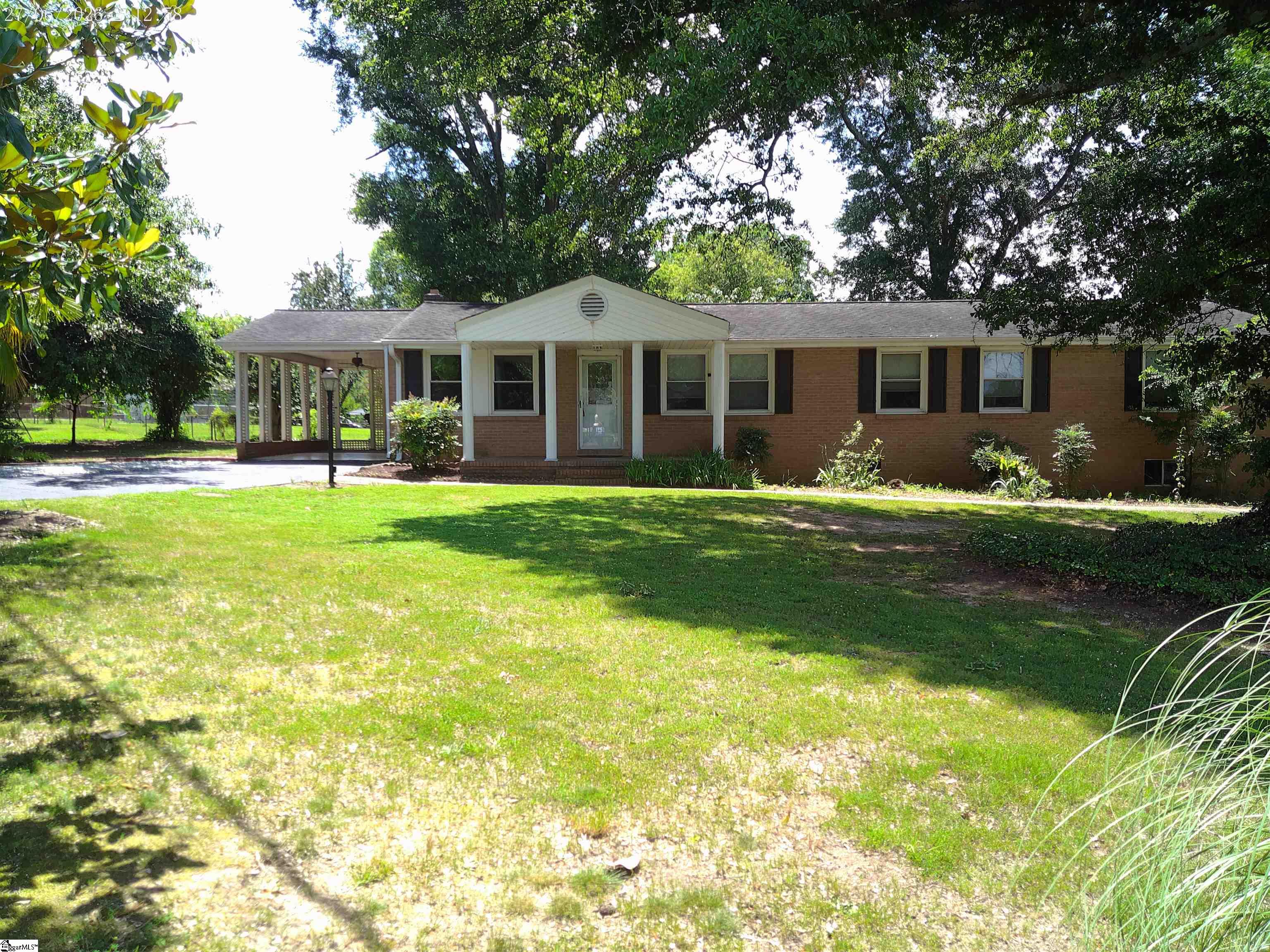 204 Sycamore Drive — photo