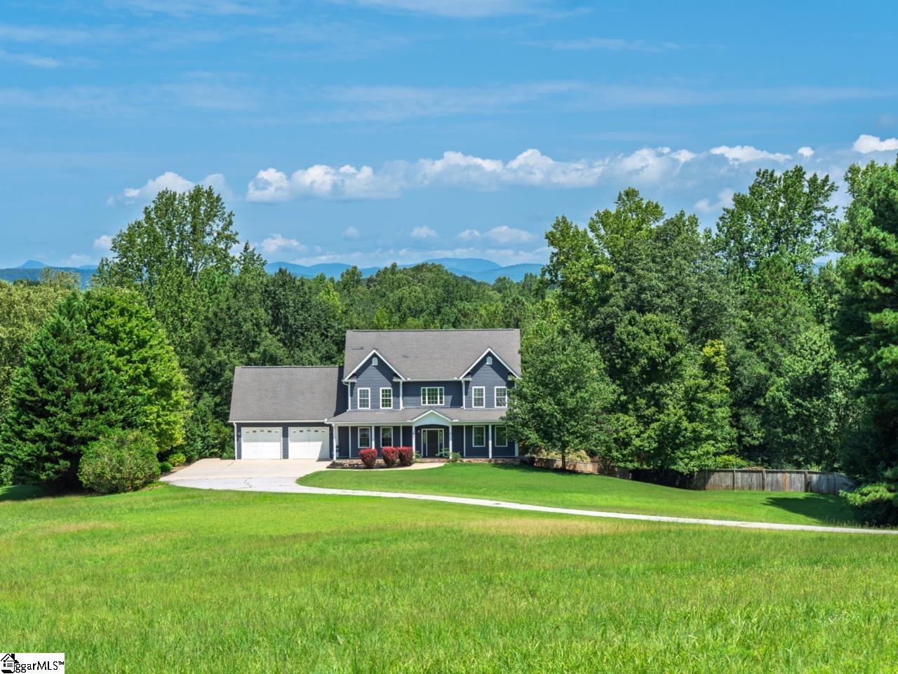 221 Heaven View Drive — photo
