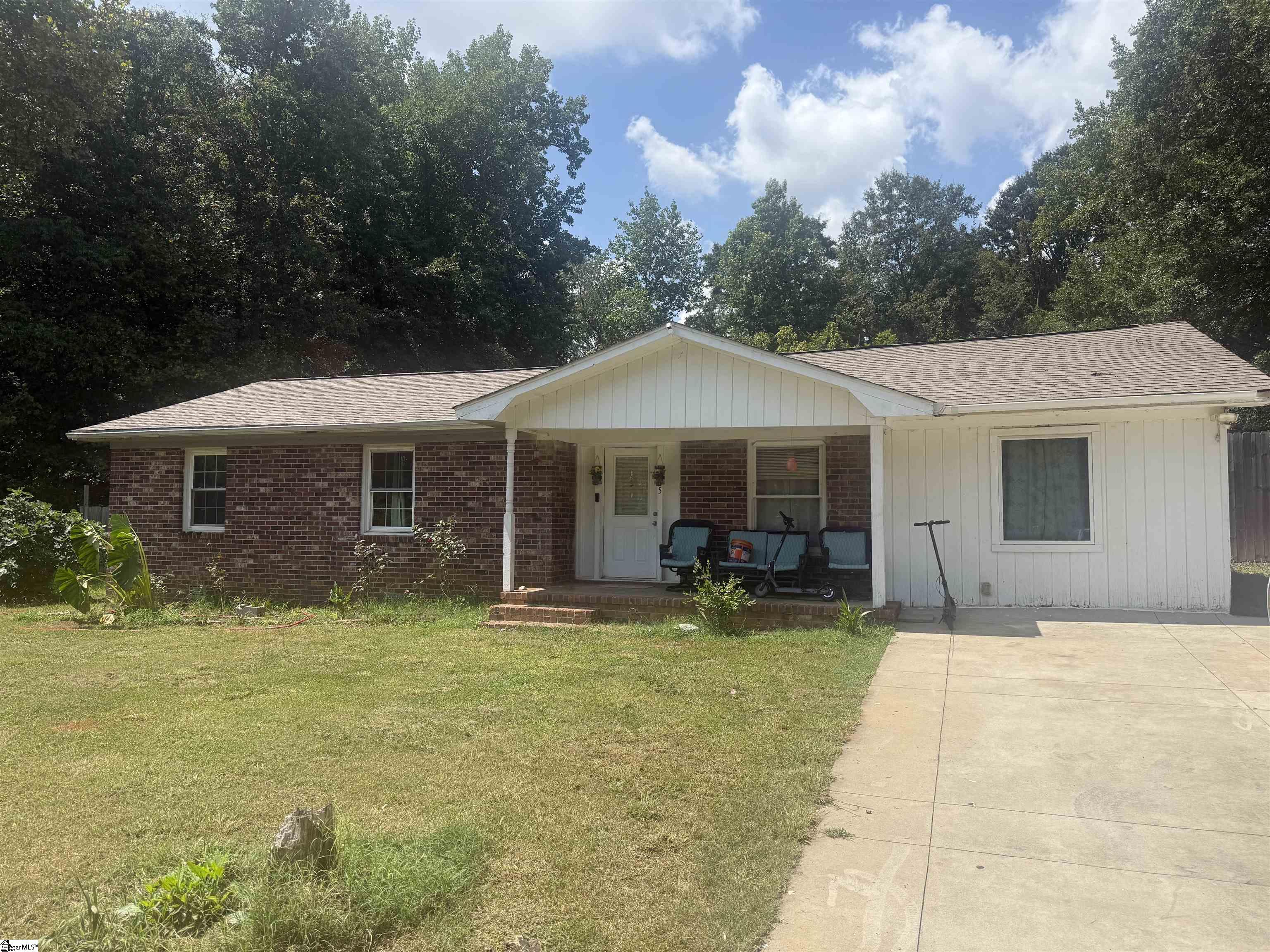 5 E Oak Hill Court — photo