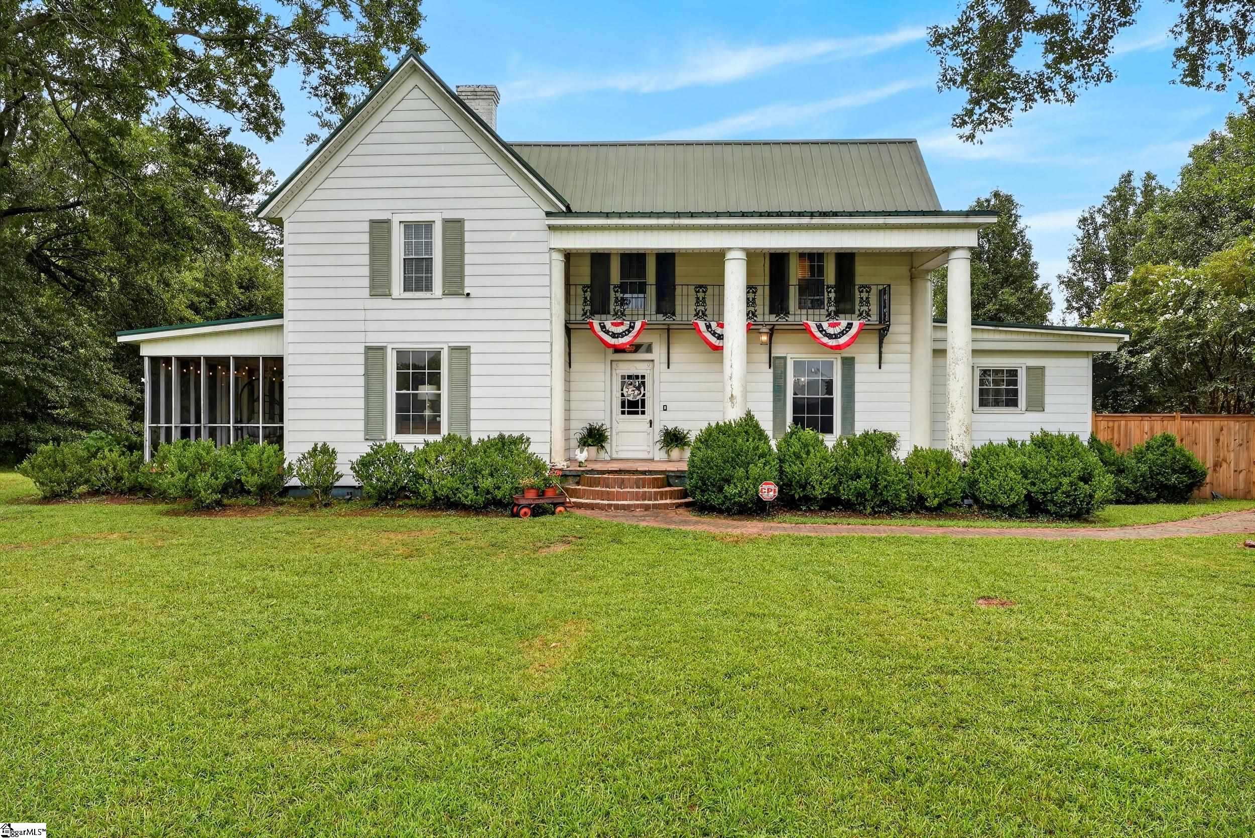 1710 Scuffletown Road — photo
