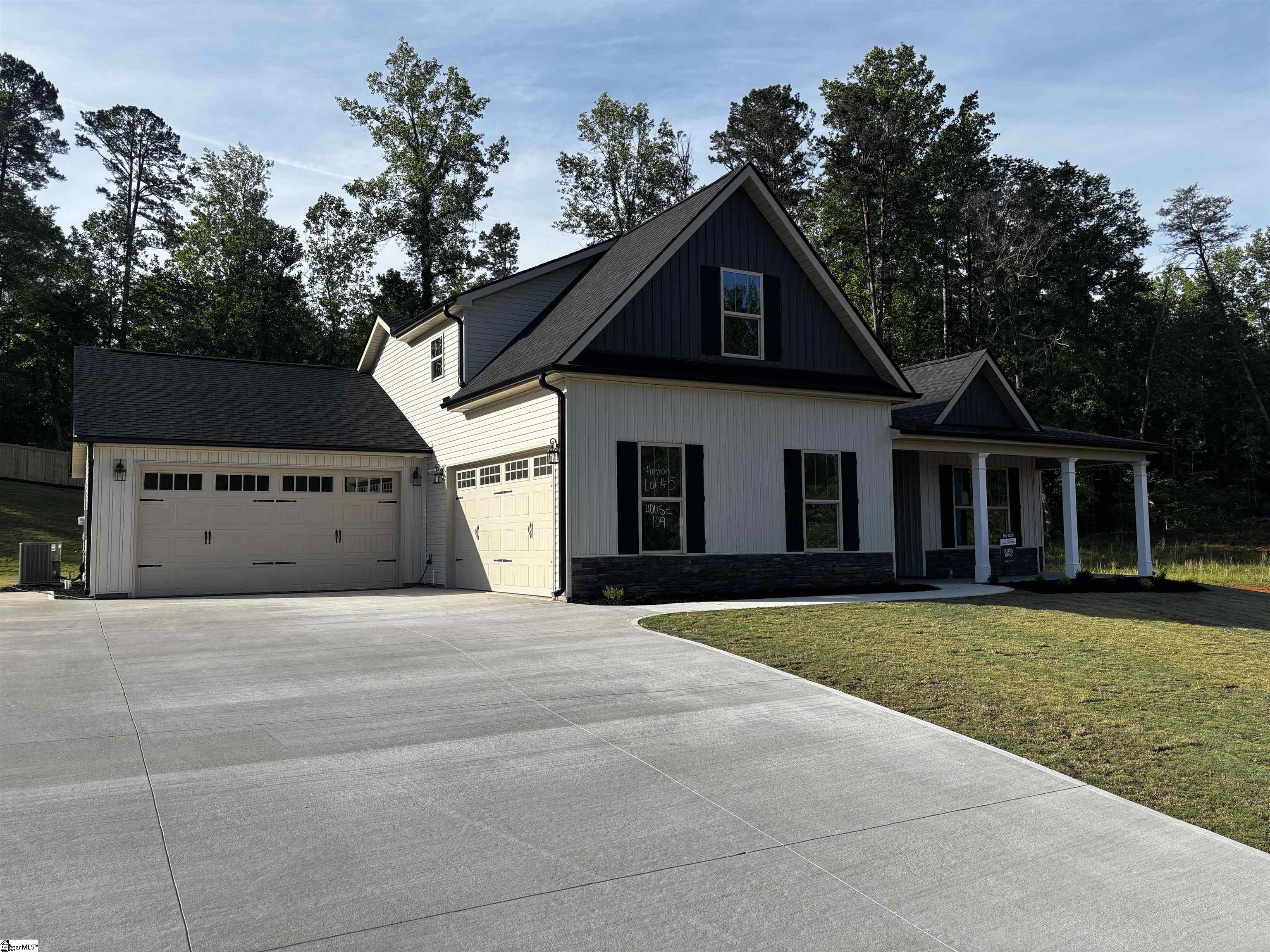 109 Powell Court — photo