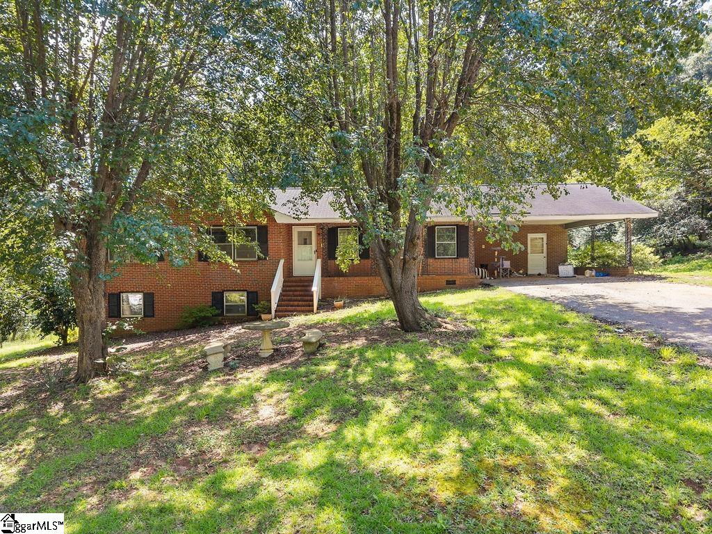 740 Kenmore Drive — photo