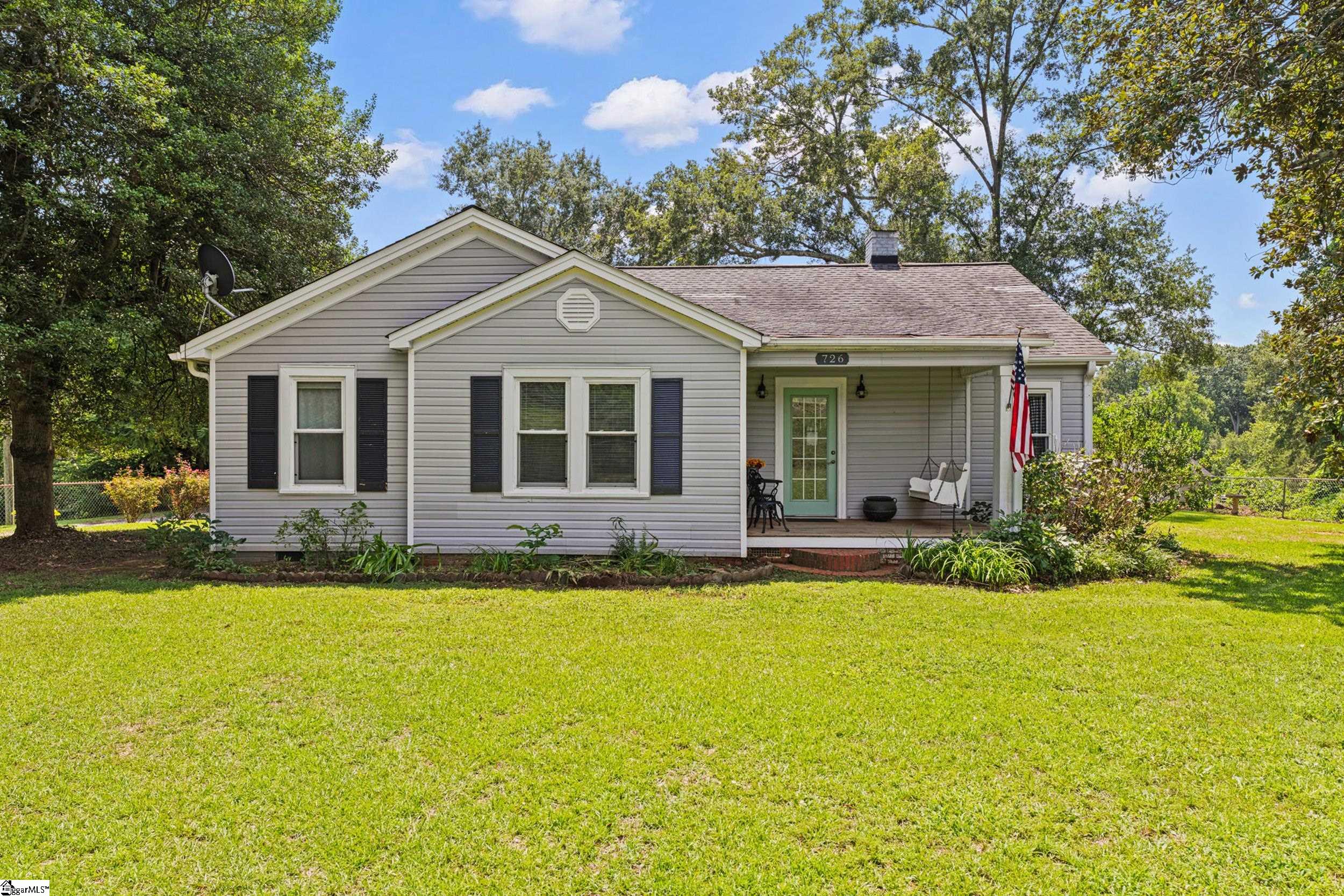 726 Foster Road — photo
