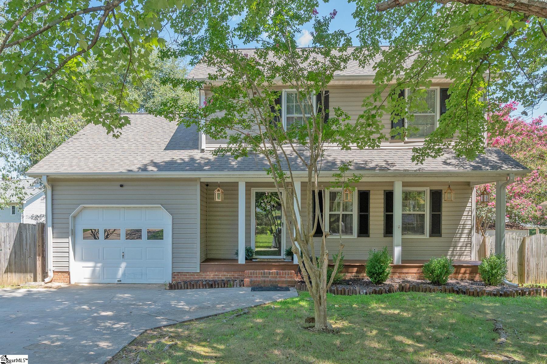 123 Court Drive — photo
