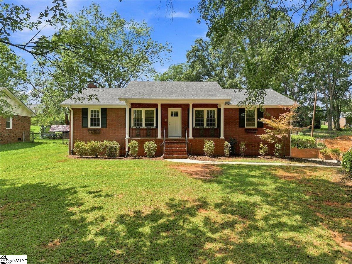 149 Coldstream Drive — photo