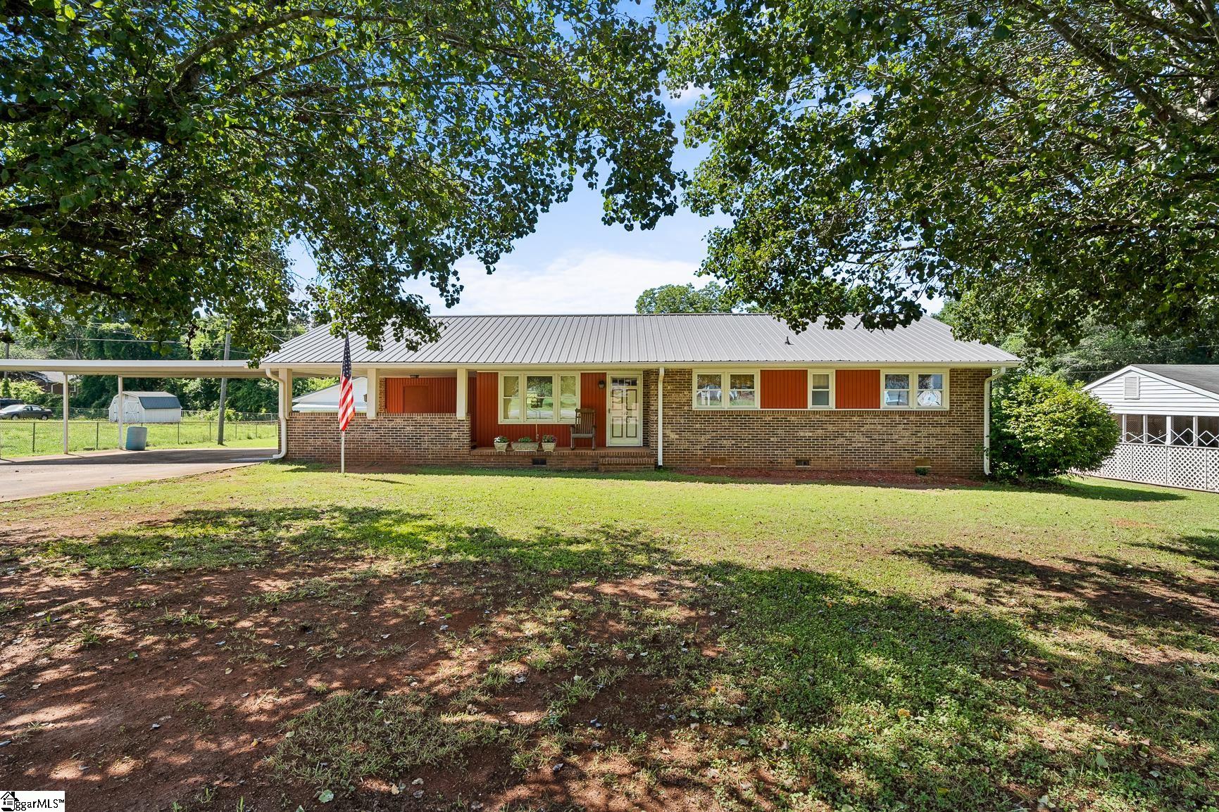 312 Edwards Drive — photo