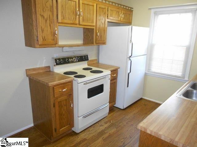 Home in Mauldin, SC 29662 — photo 2