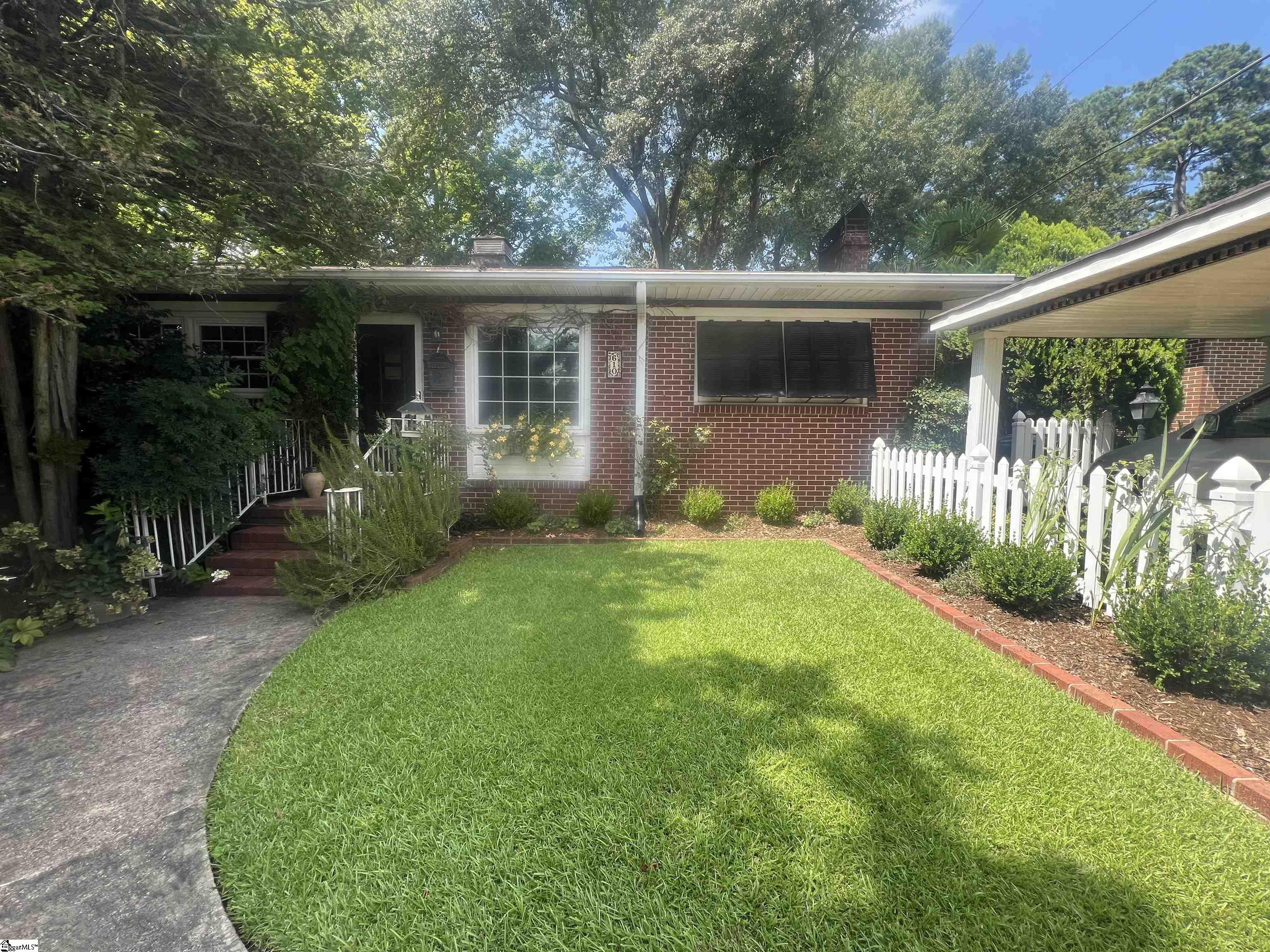 610 W Fredericks Street — photo