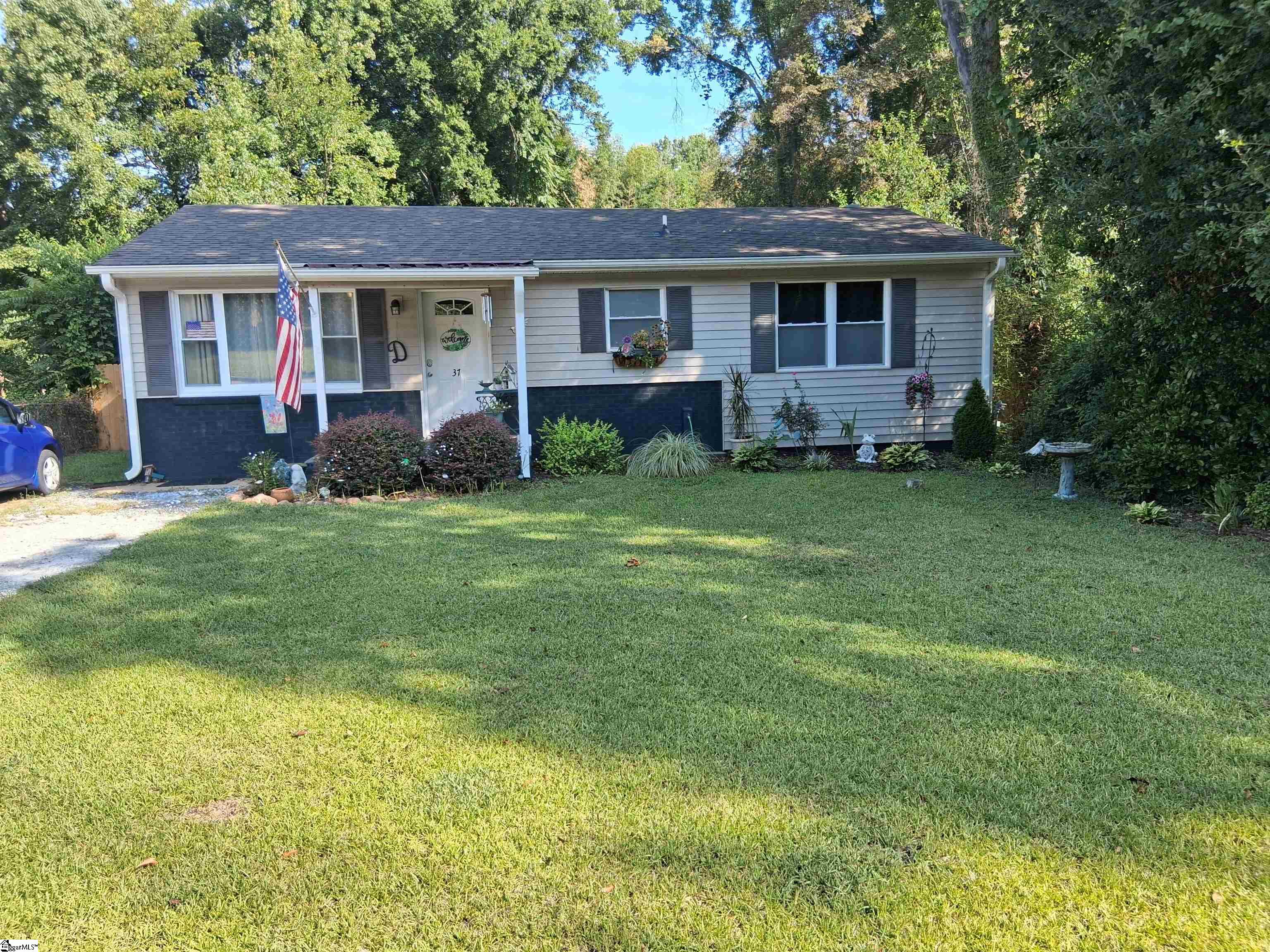 37 Crestmore Drive — photo