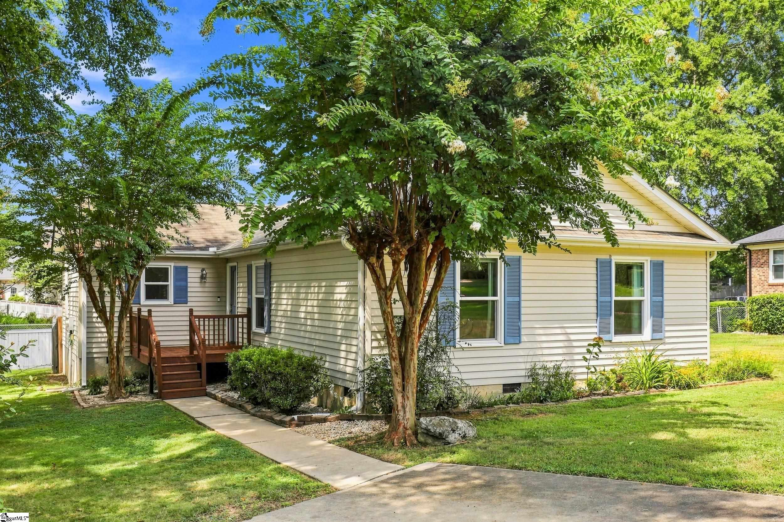 110 Tollgate Court — photo