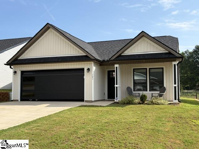 121 Sunrise Road — photo
