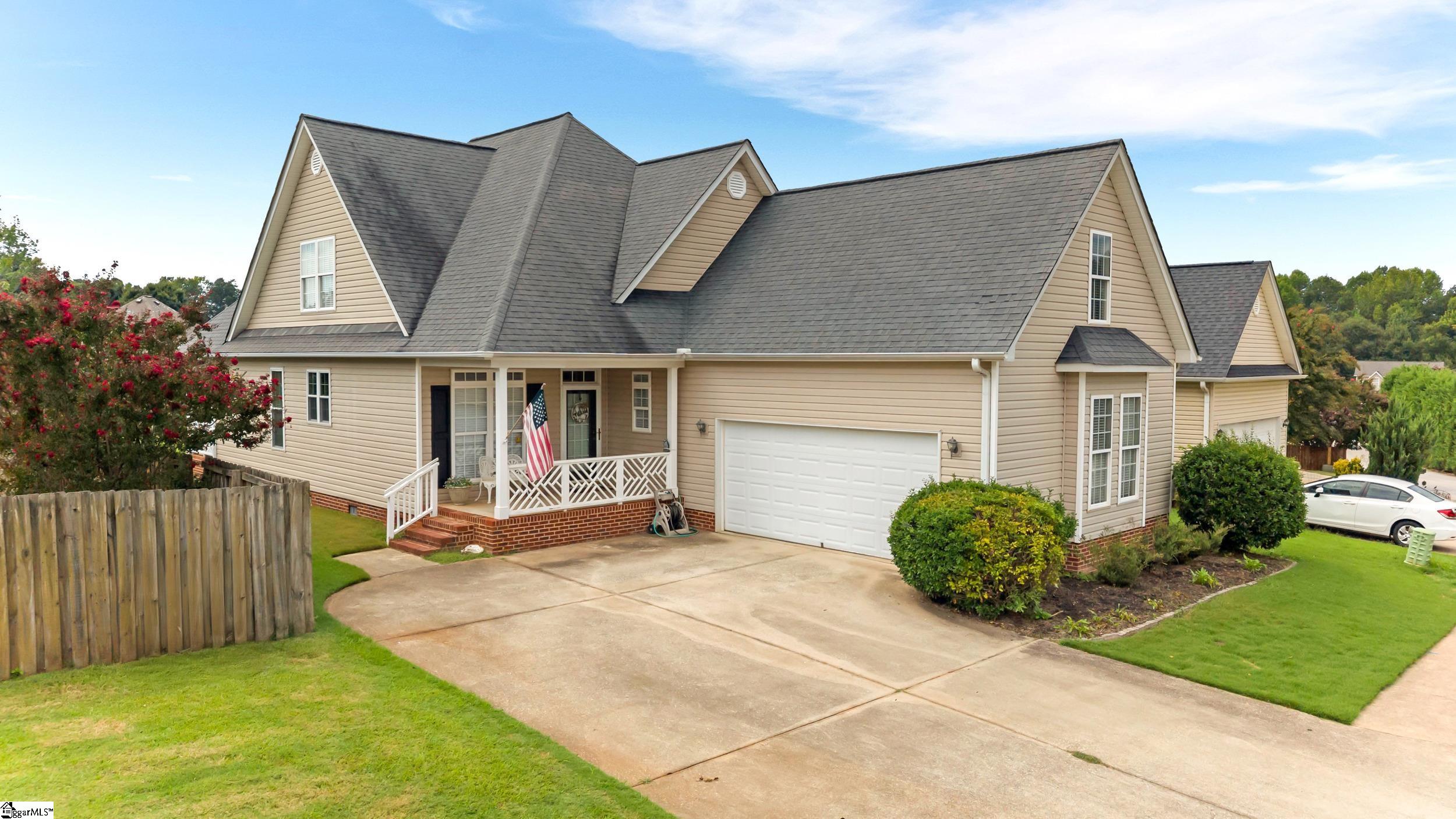 203 Summergrass Drive — photo