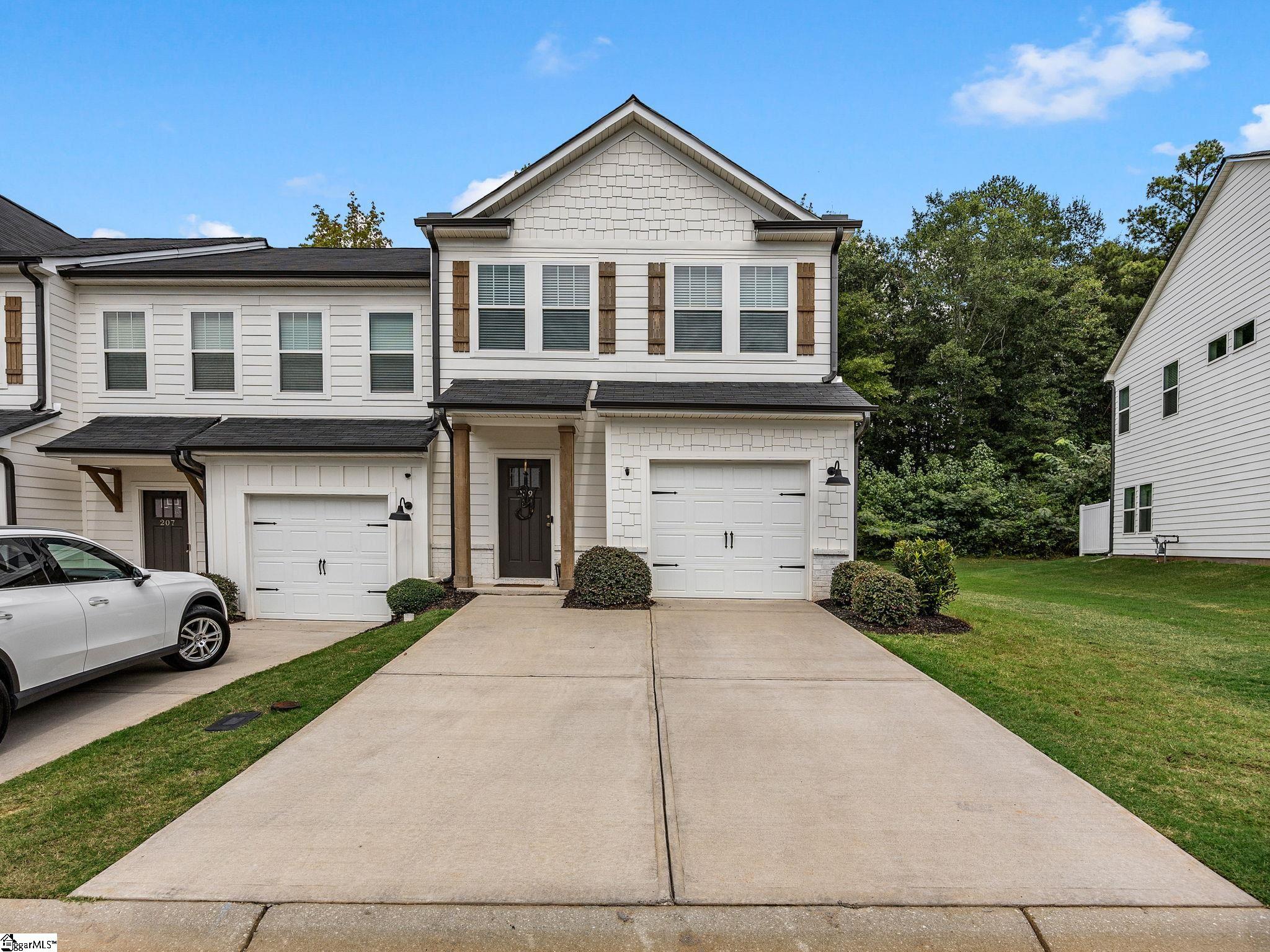 209 Broad Banyan Court — photo