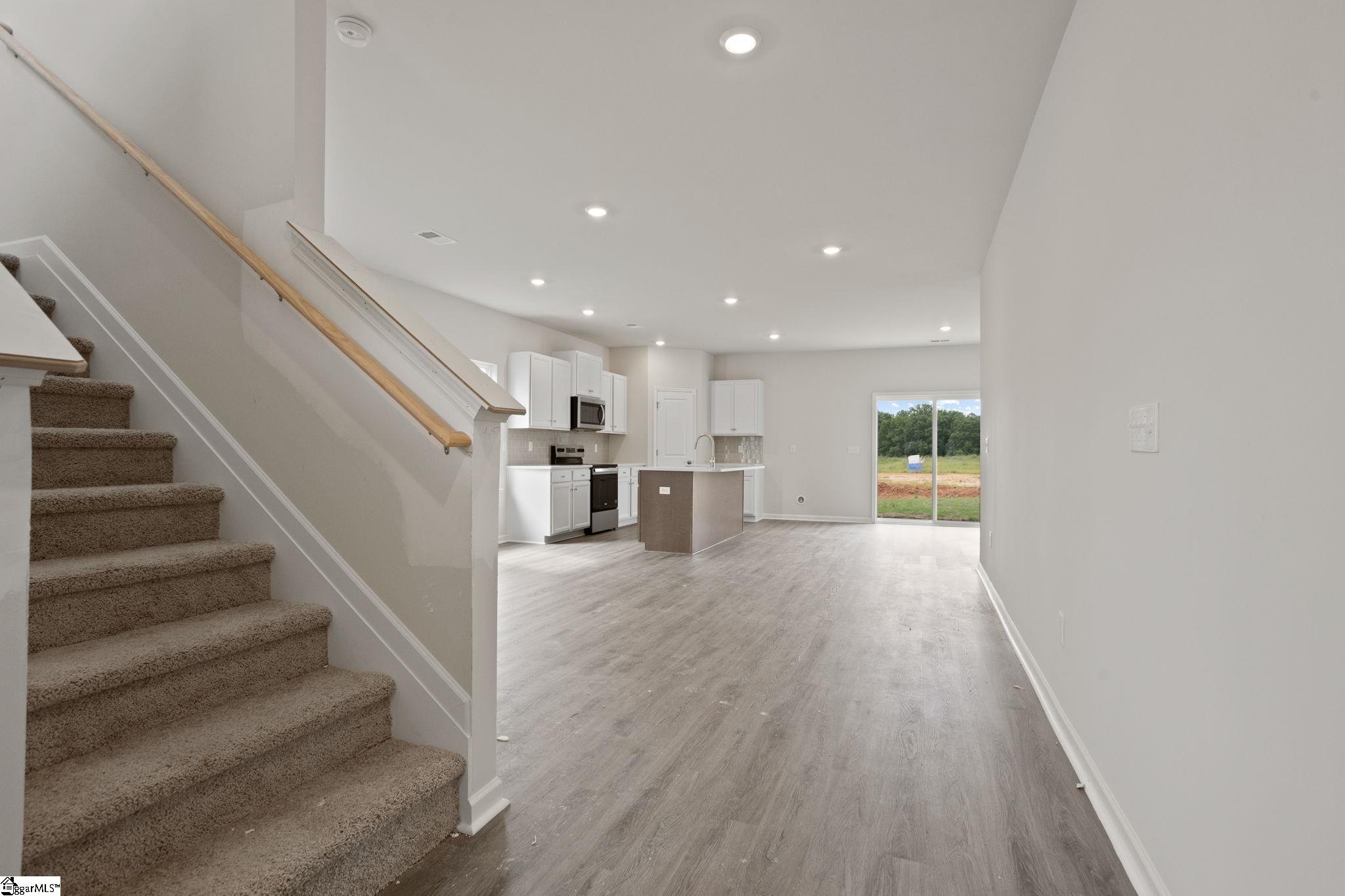 202 Spring Knoll Way, Fountain Inn, SC 29644 — photo 2