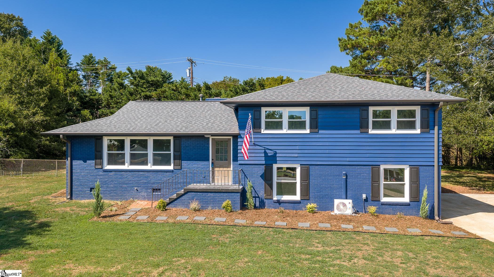 2409 Villa Court — photo