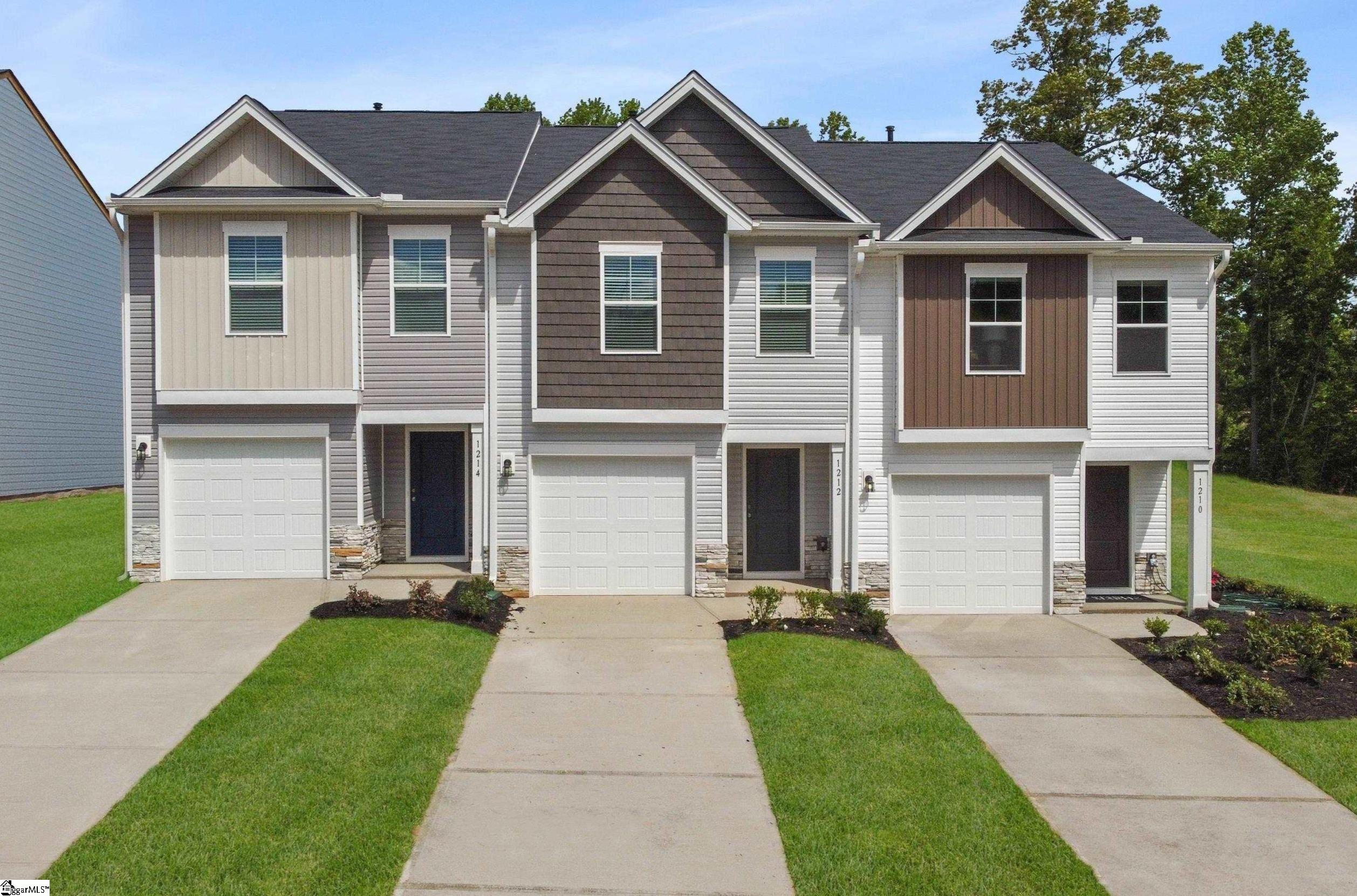 1423 Chesapeake Lane — photo
