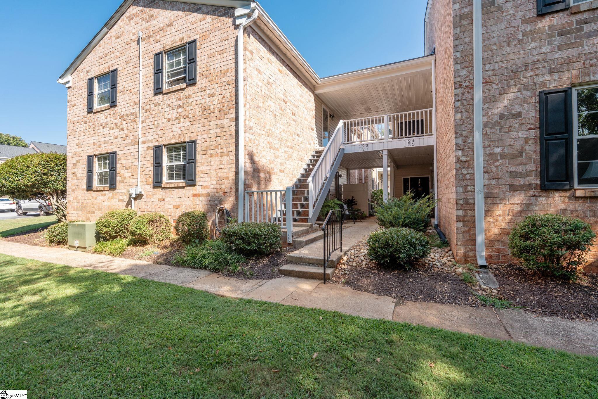 925 Cleveland Street Unit 124 — photo