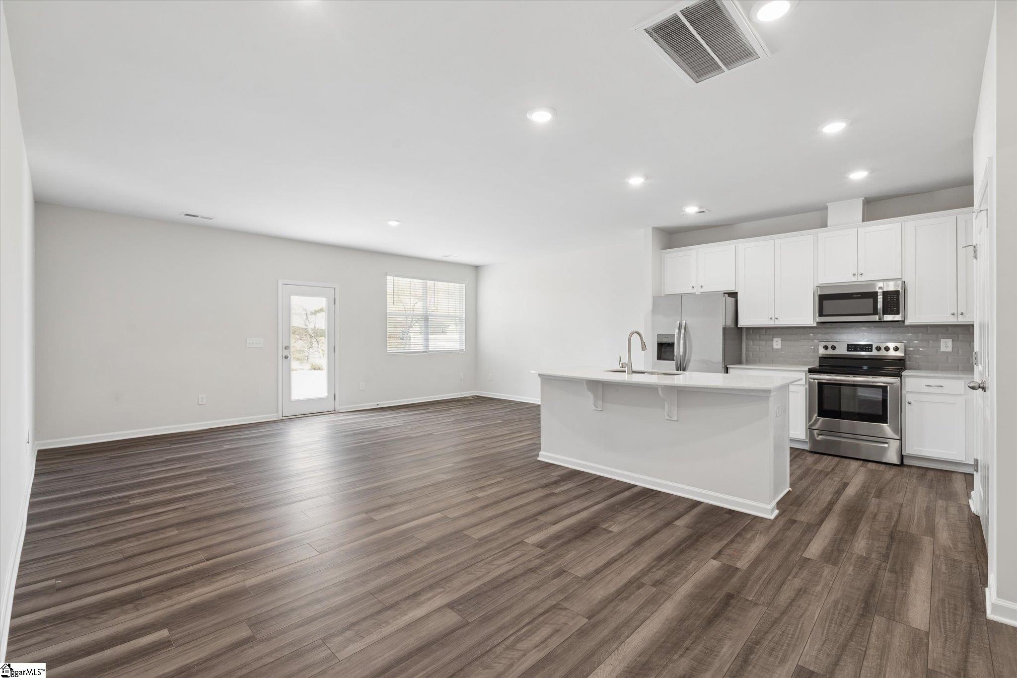 293 E Compass Way, Easley, SC 29640 — photo 2