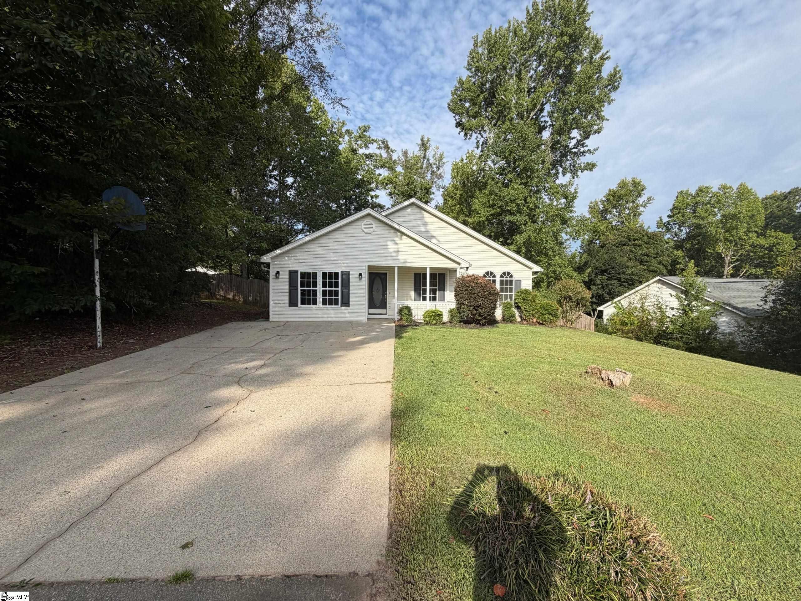 108 Woodcock Court — photo