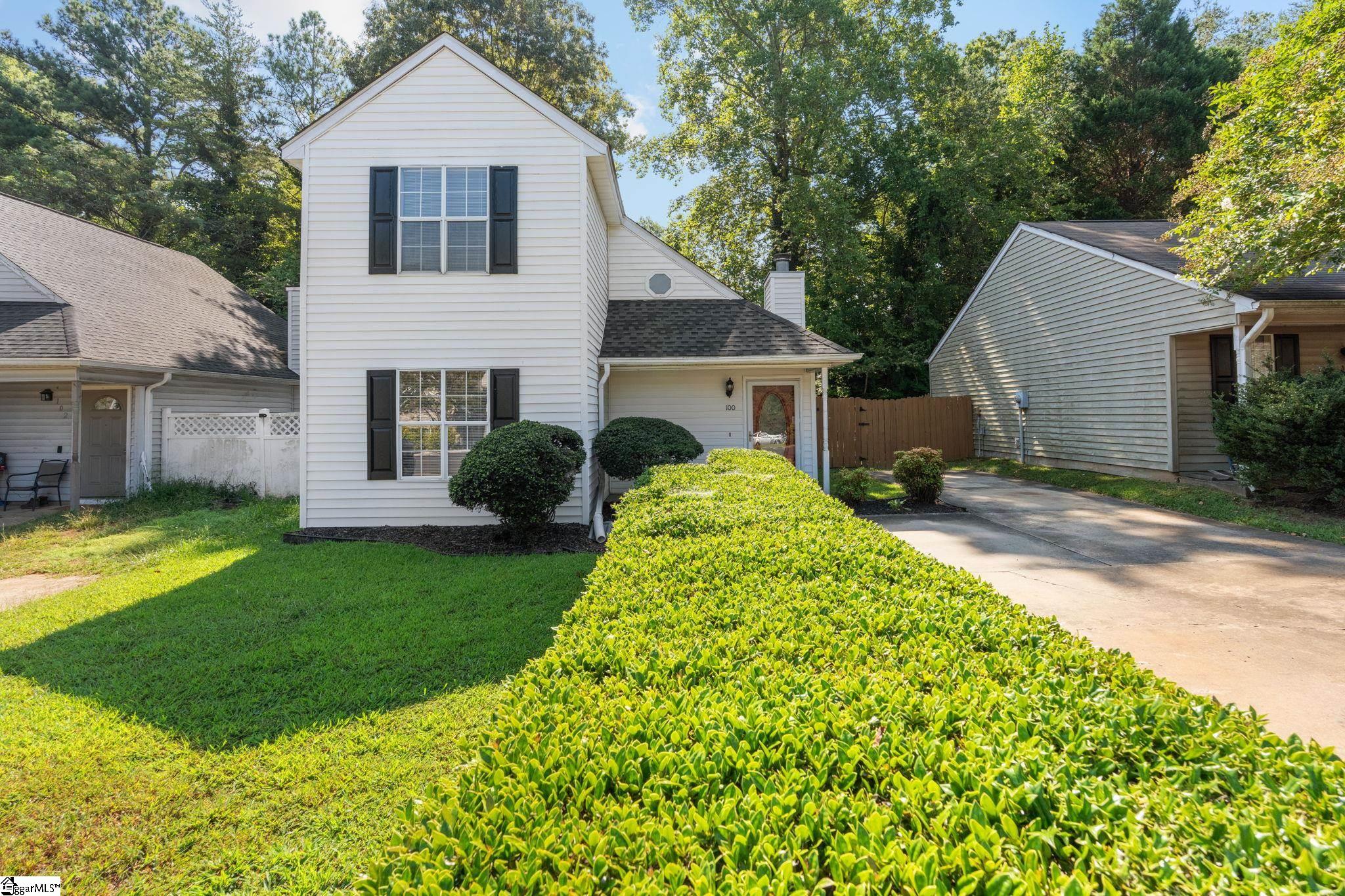 100 Mosspoint Drive — photo