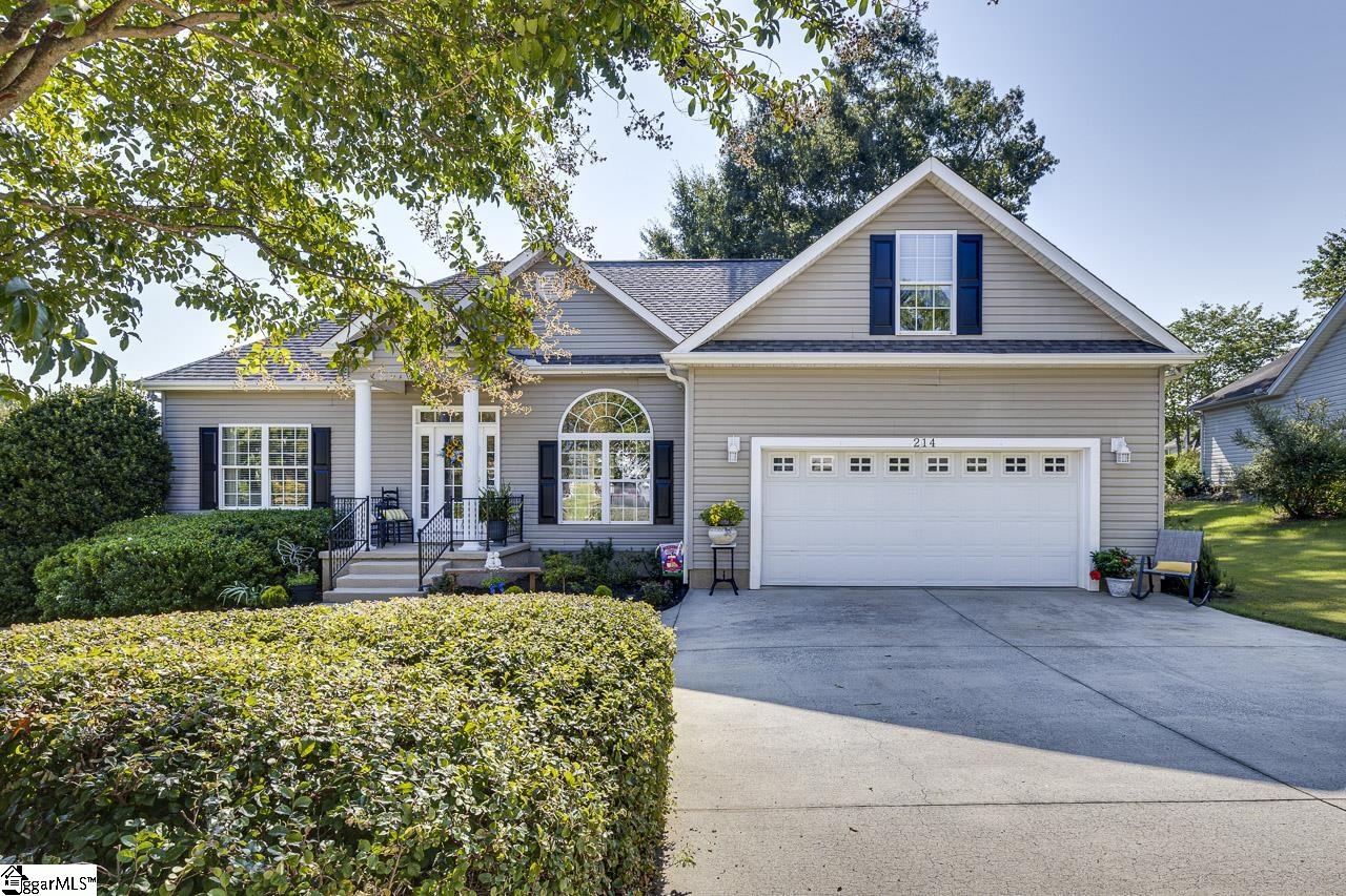 214 Savannah Drive — photo