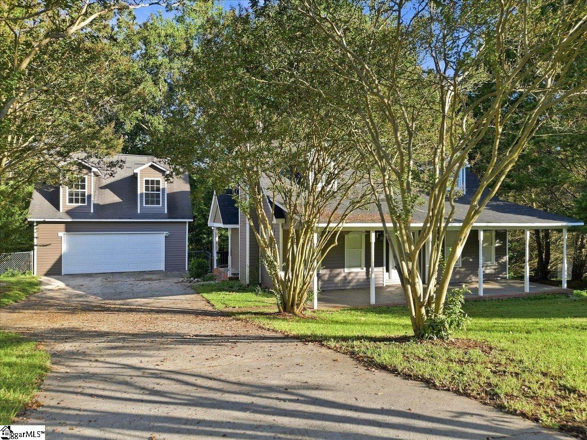 301 Mountain View Court — photo