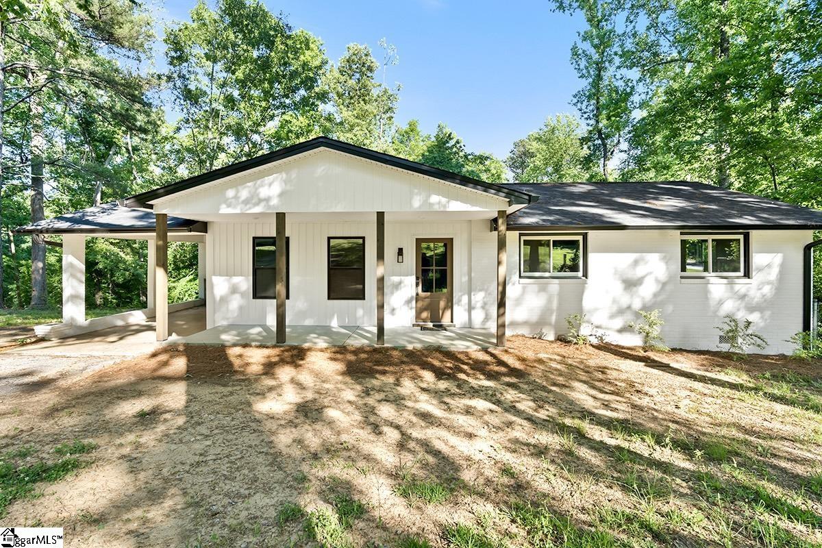 407 Beechwood Circle — photo