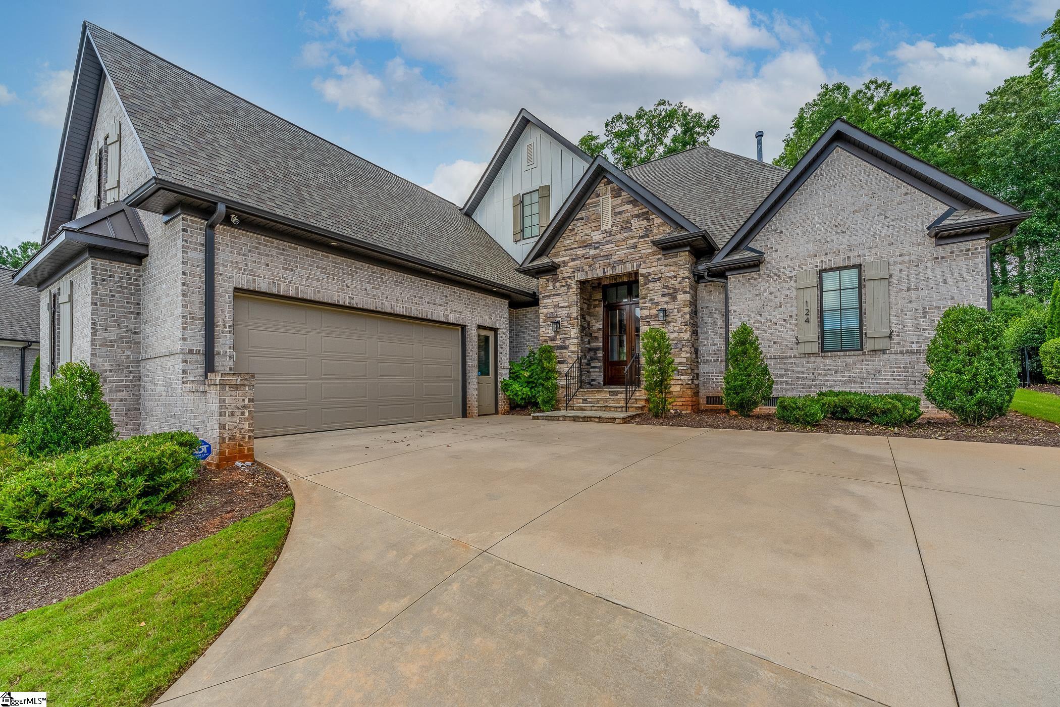 124 Chestnut Pond Lane — photo