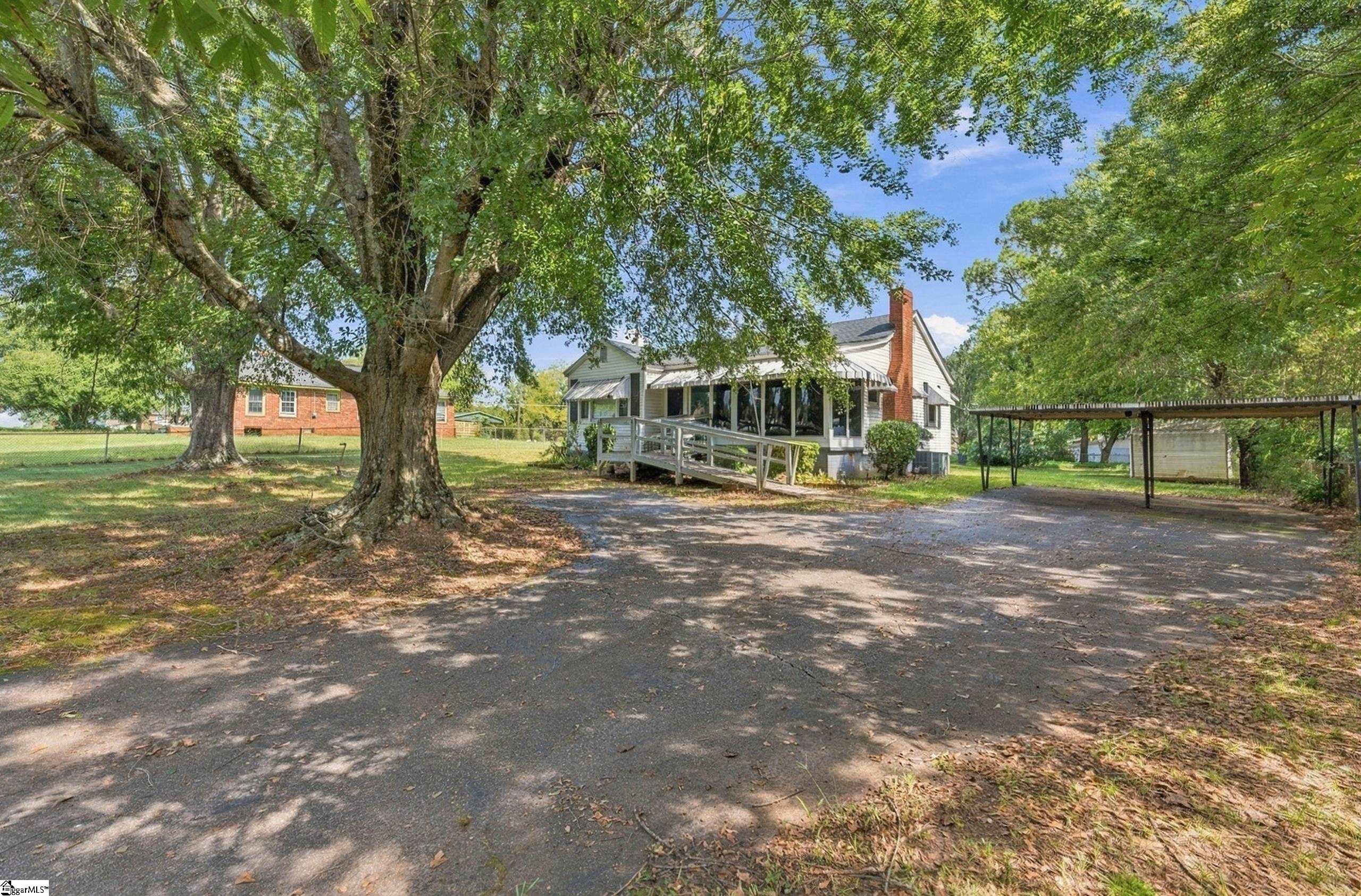 311 Robinson Drive — photo