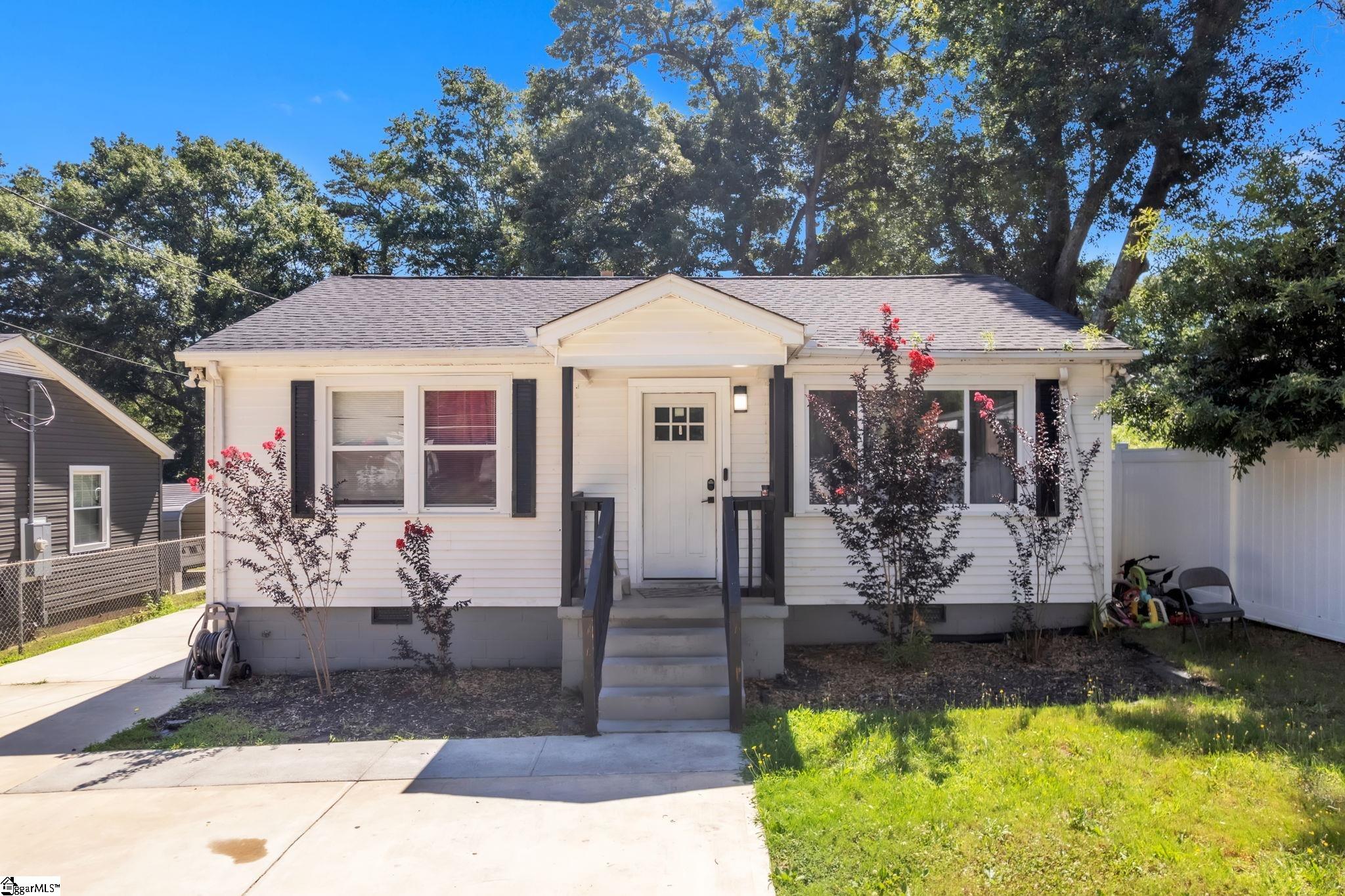8 Antioch Drive — photo
