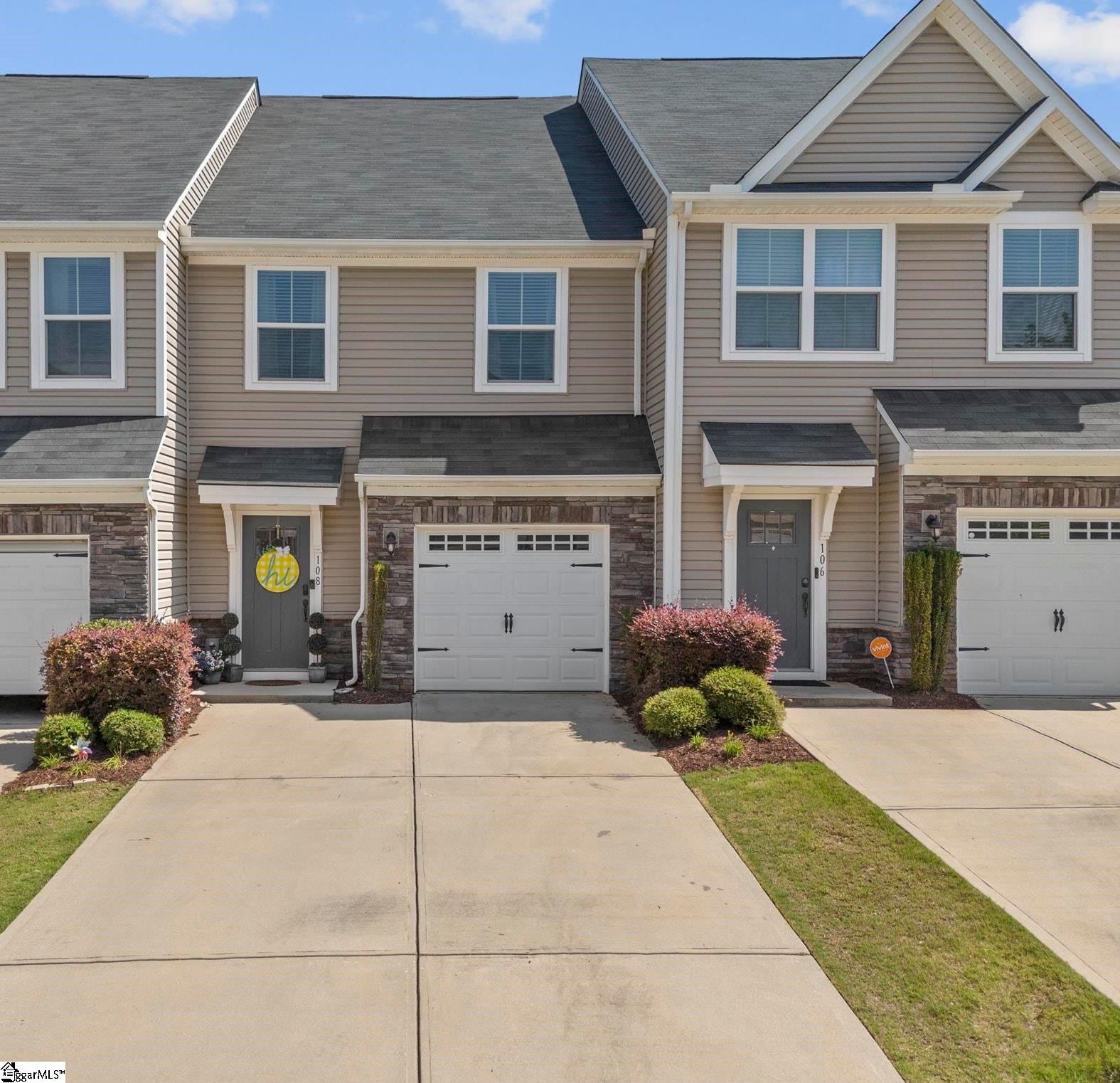 108 Roundtree Drive — photo