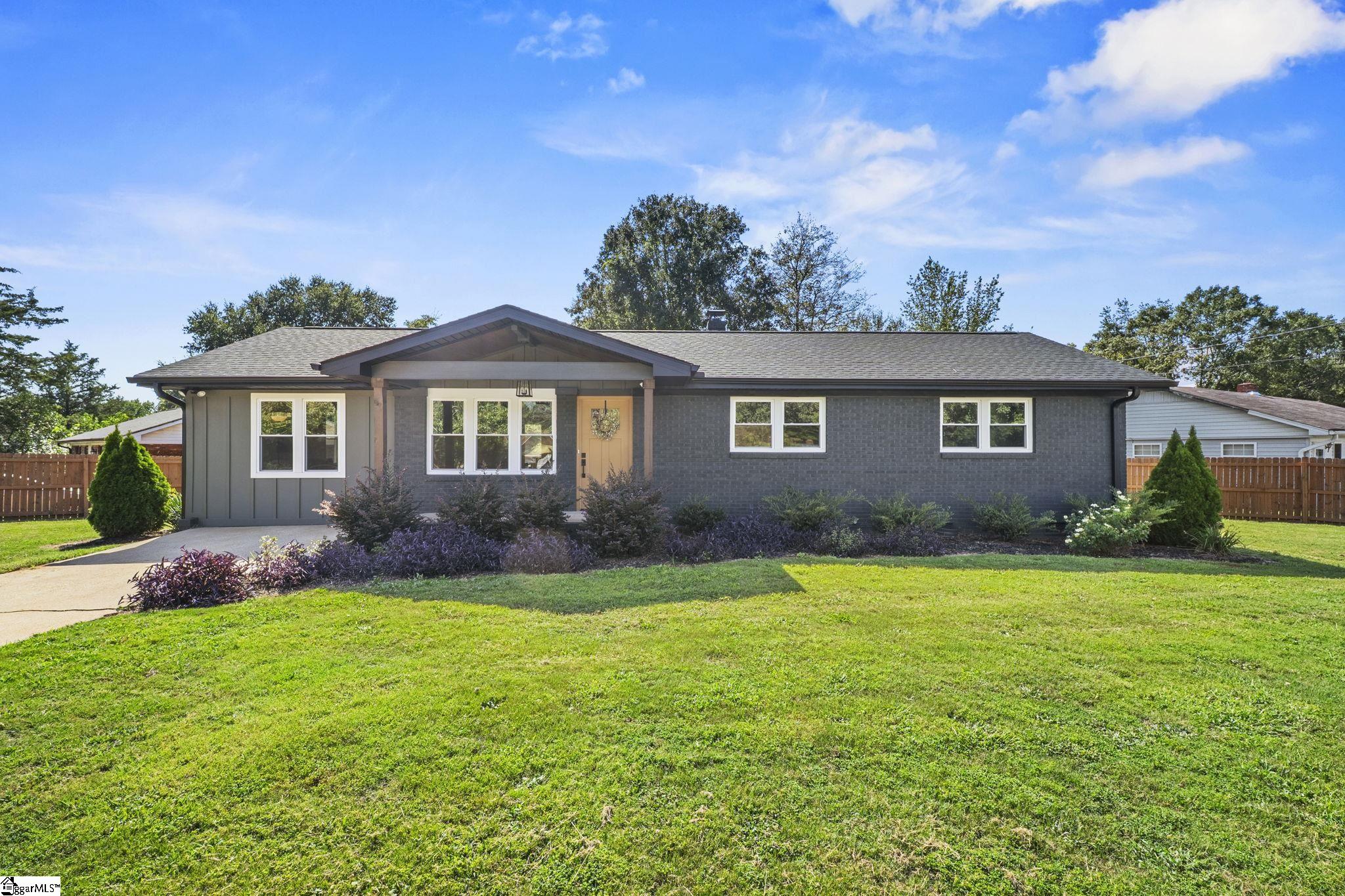 14 Dunlap Drive — photo