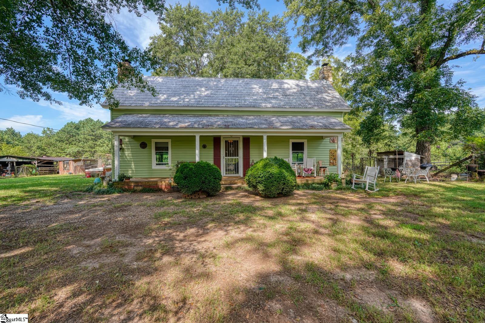 200 Lowe Lane — photo