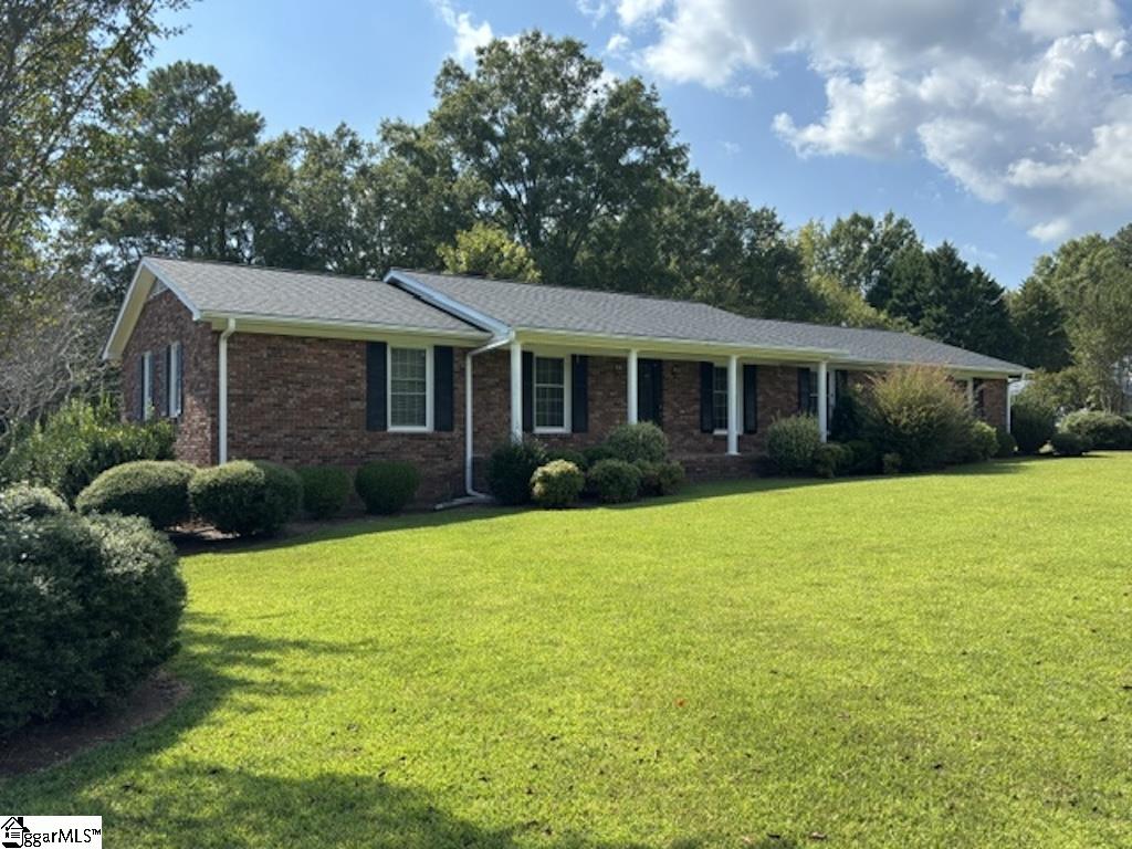 202 Wardlaw Road — photo