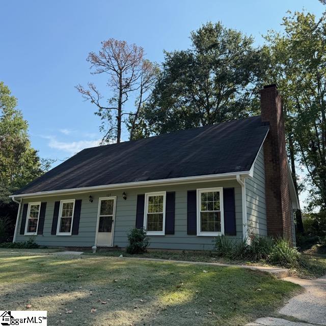 107 Ikes Court — photo