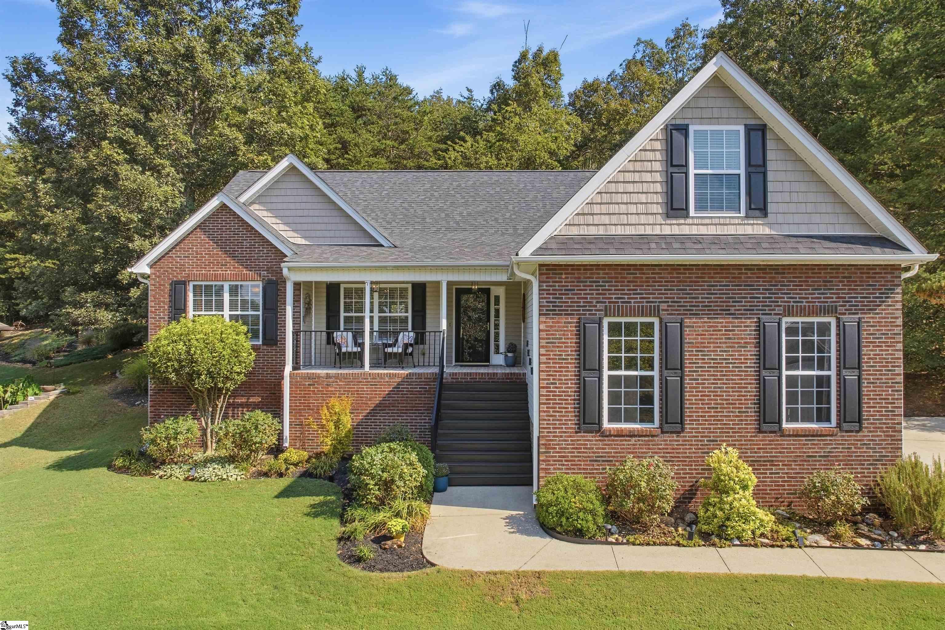 307 Stone River Way — photo