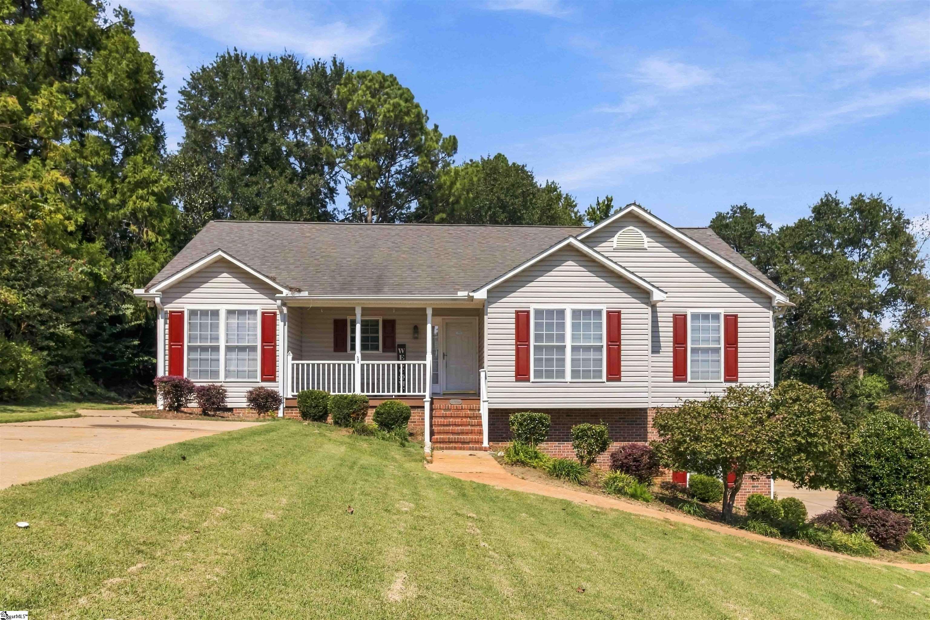 125 Woodcreek Drive — photo