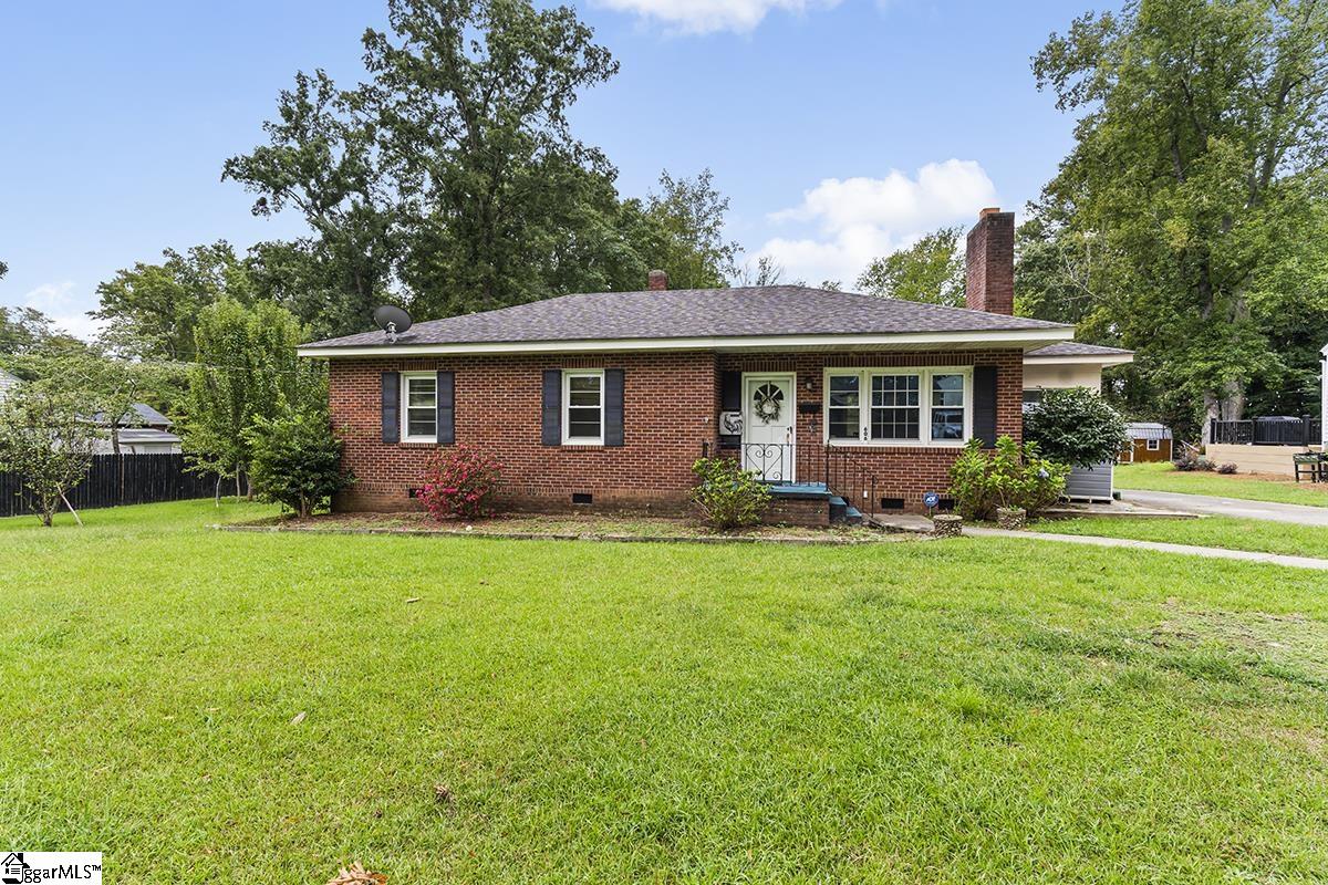 606 Cedar Street — photo