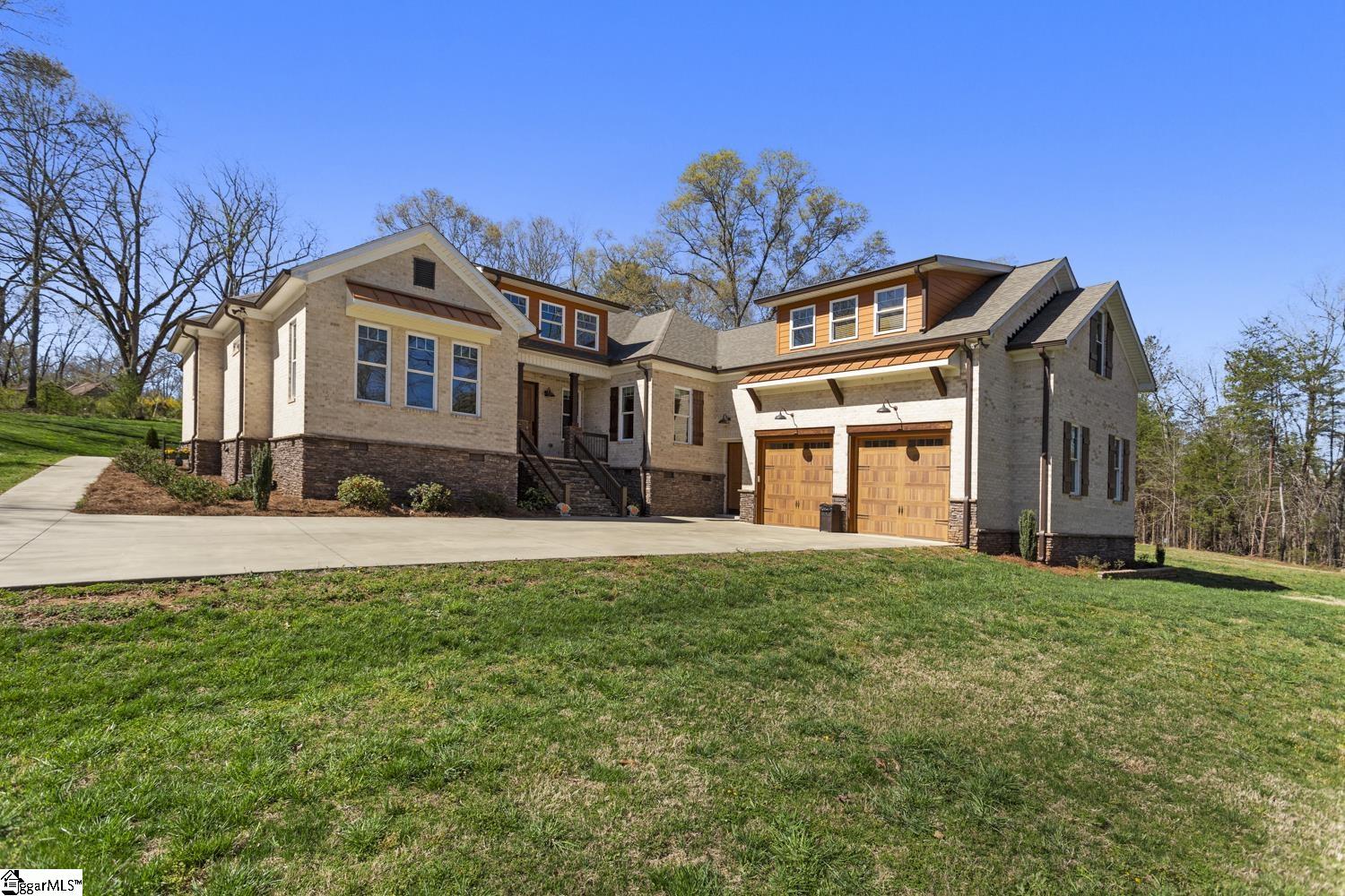 102 Misty Oaks Lane — photo
