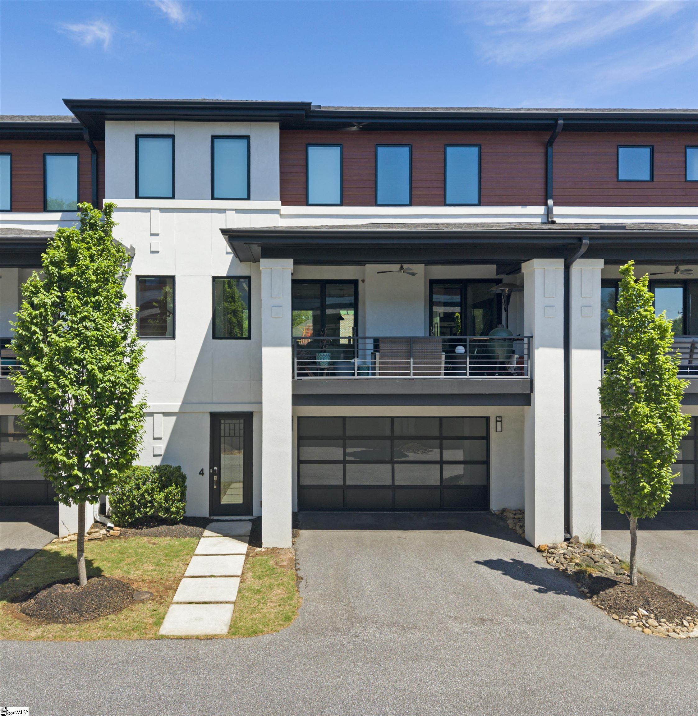 4 Calhoun Hill Way — photo