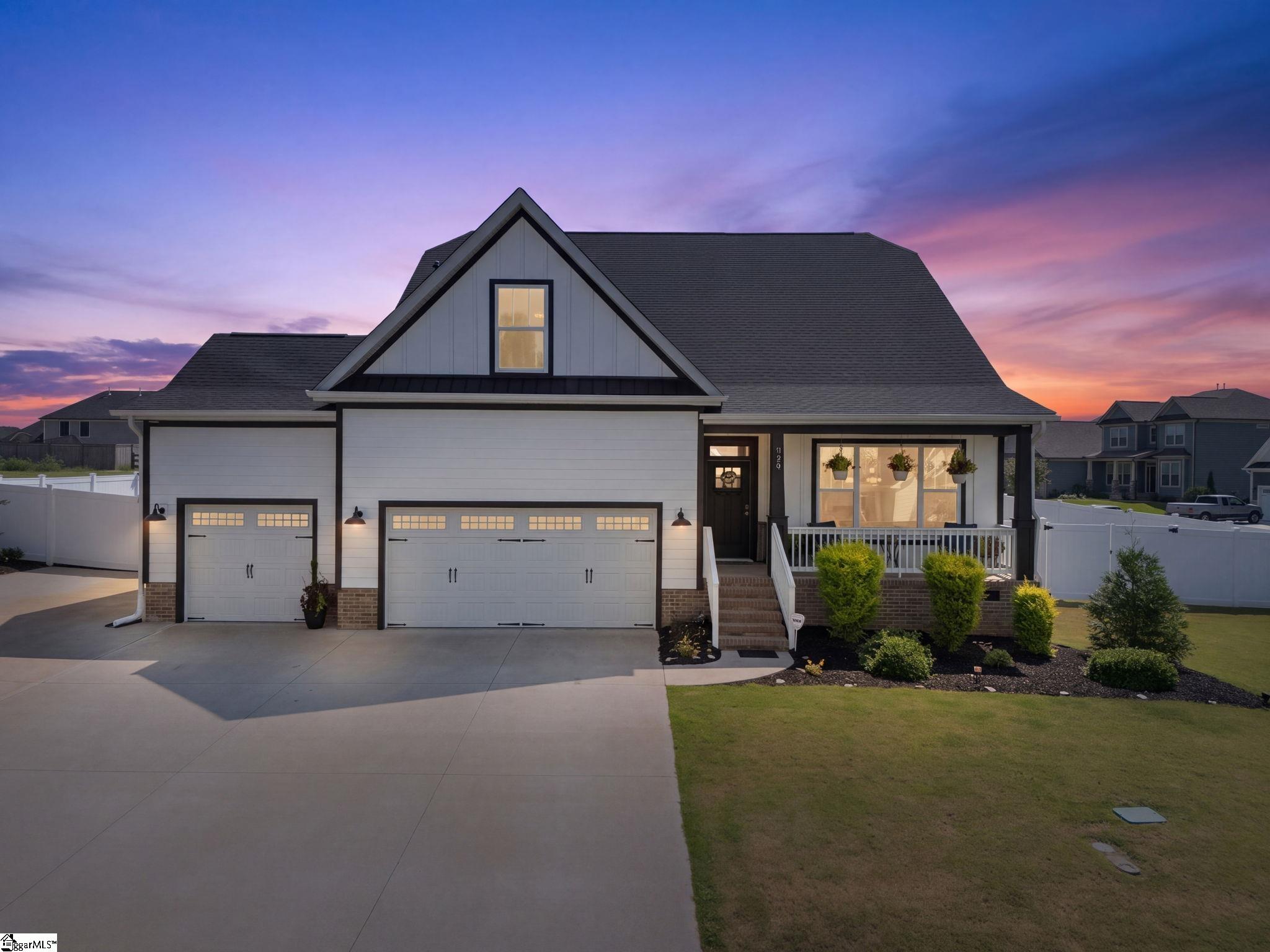 718 Amherst Glen Drive — photo