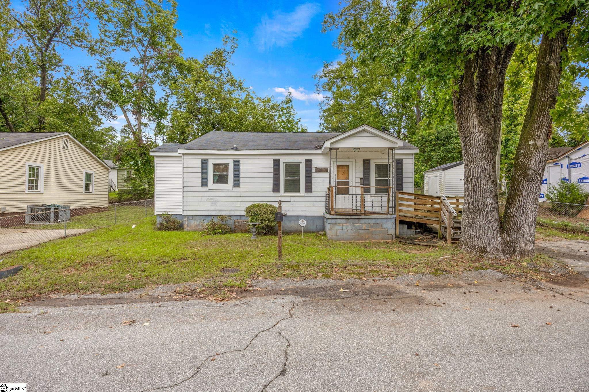 1002 Bowman Avenue — photo
