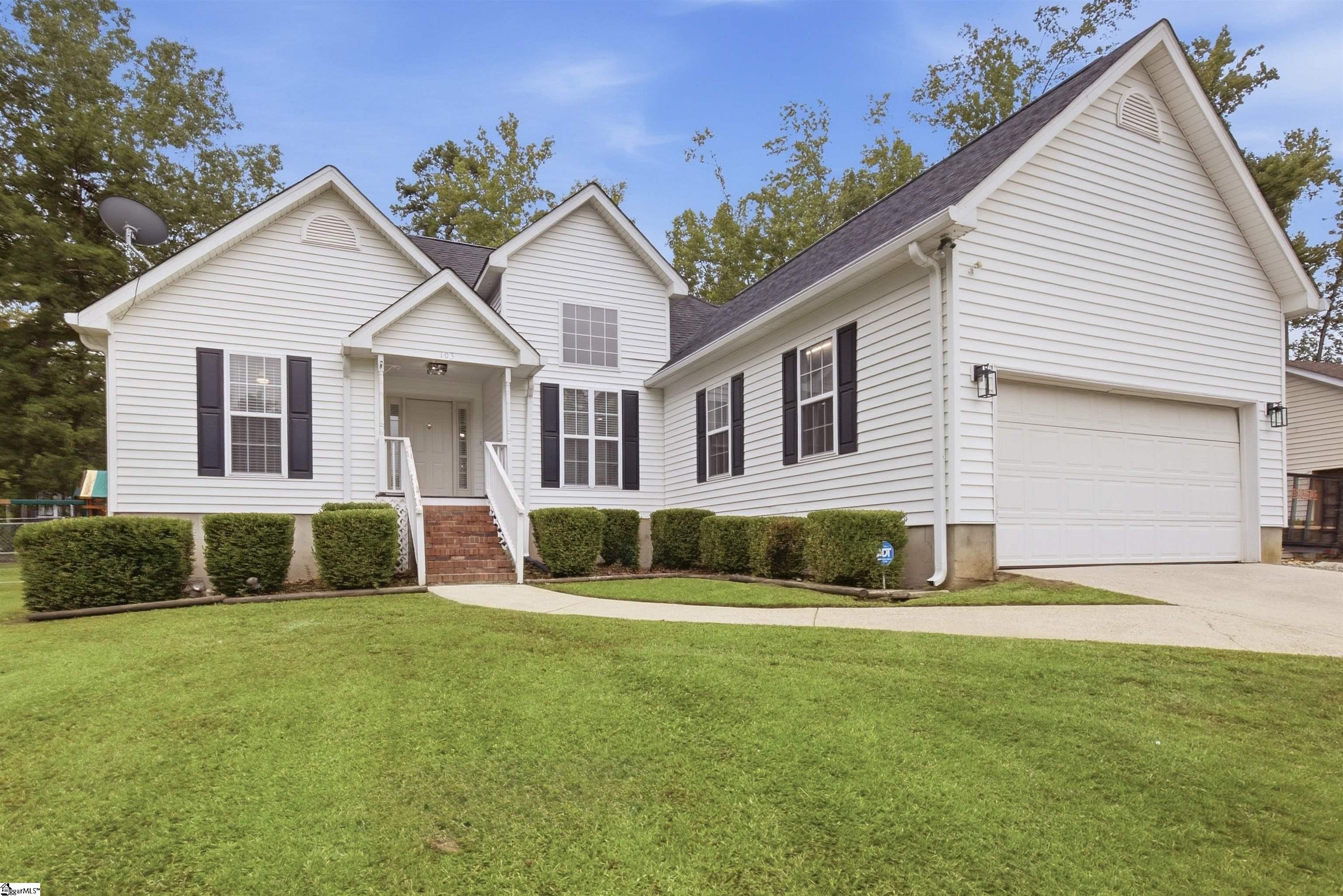 103 Pinebark Lane — photo