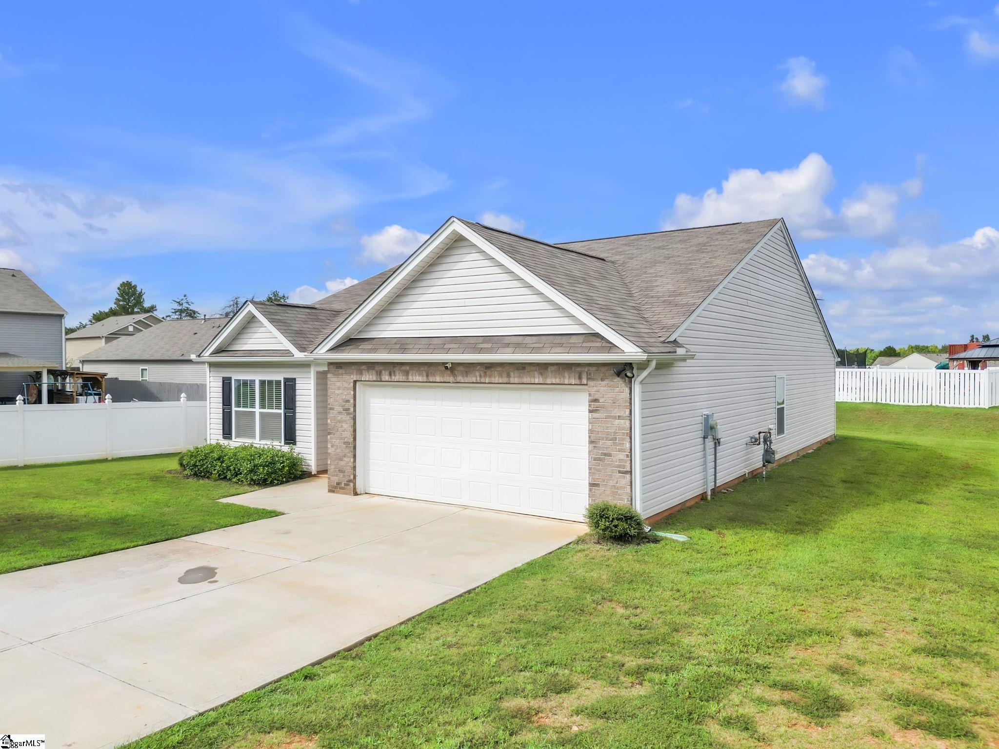 205 Hillendale Way, Pelzer, SC 29697 — photo 2