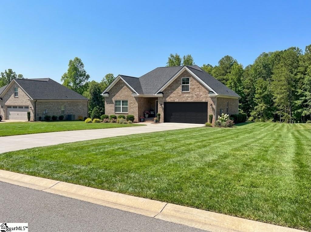 257 Carriage Gate Drive — photo