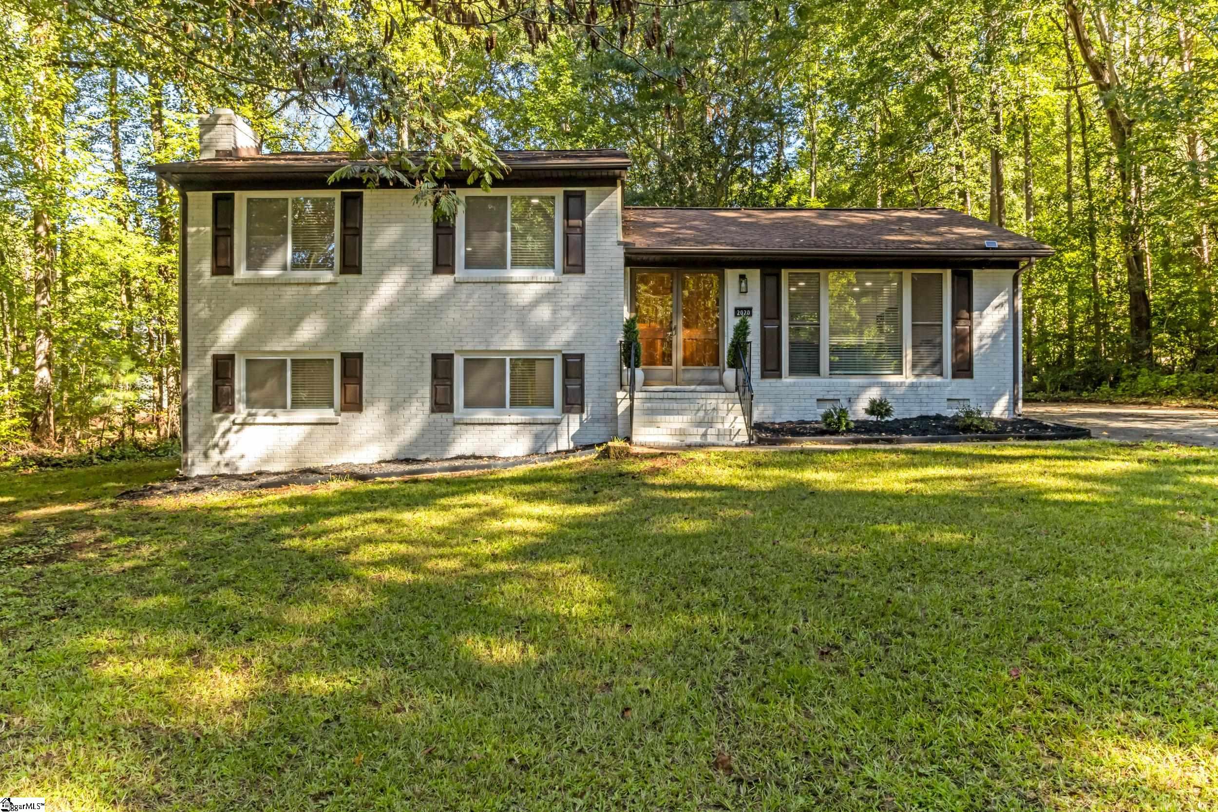 2020 Berrywood Lane — photo